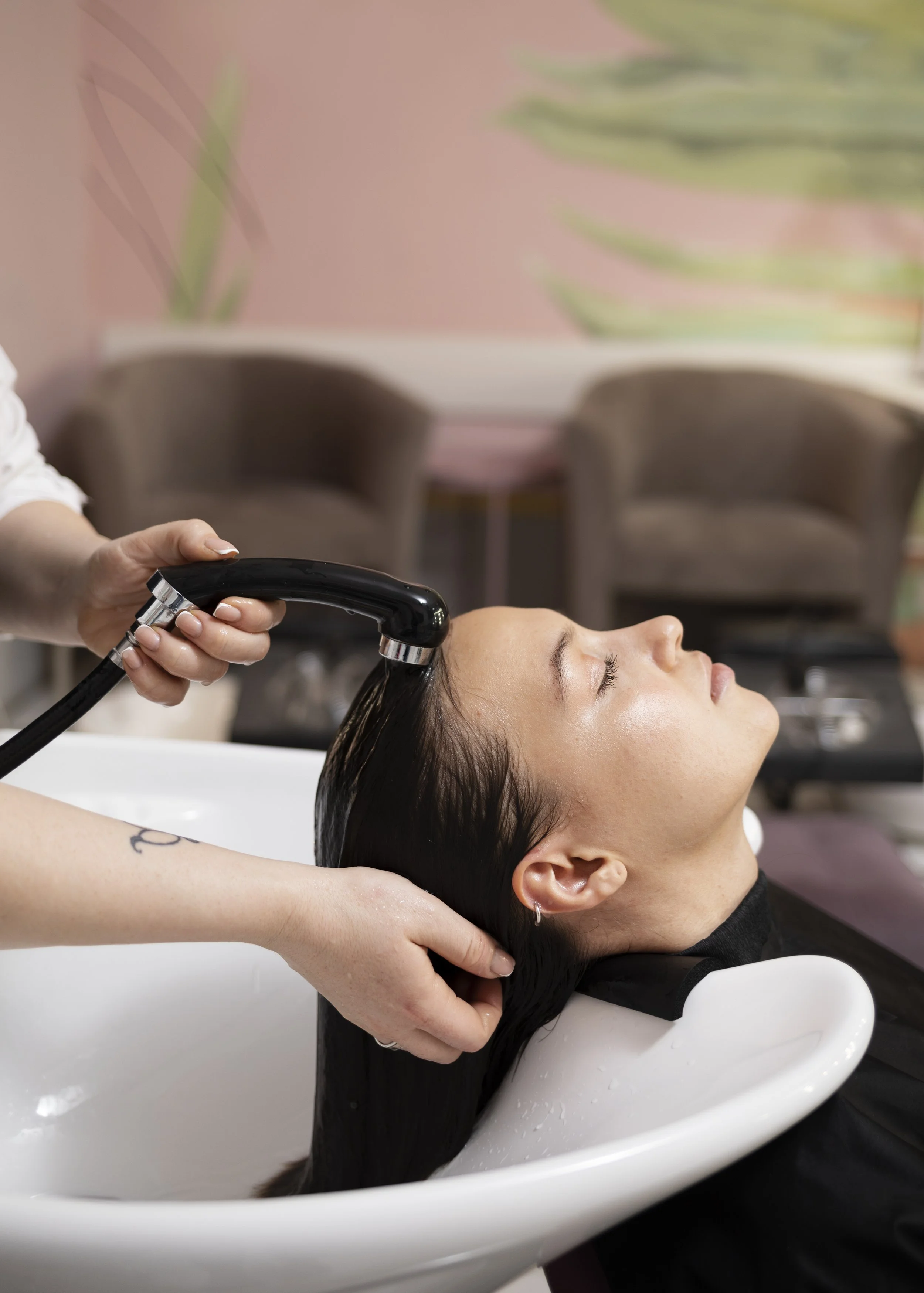woman-getting-treatment-hairdresser-shop.jpg