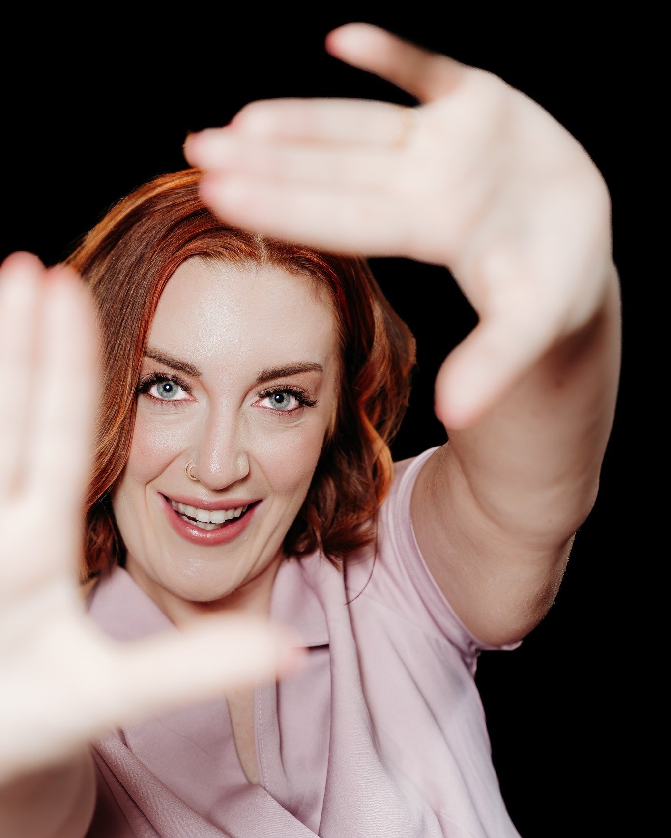 Captions are hard...I used up all my good words in my last two posts!

HMUA: Emely Ibarra

#wichitaphotographer #wichitaheadshots
#personalityportraits #brandingphotographer