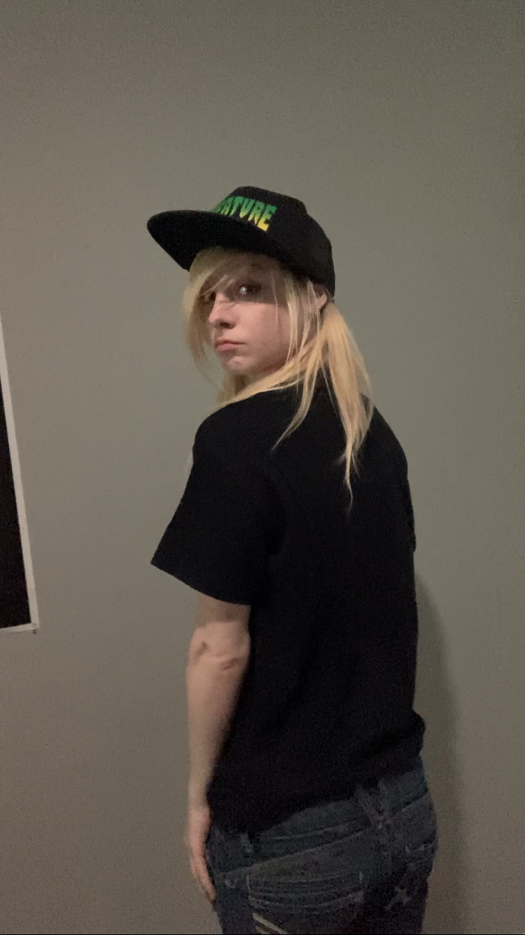 f black tee back.PNG