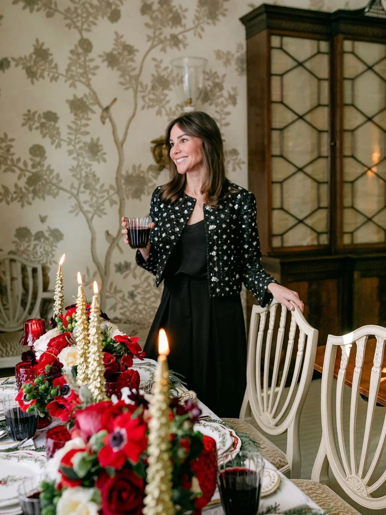 Trees are trimmed, and soon tables will be set for friends and family to gather around. It&rsquo;s been such a joy collaborating with @dillards again this year, and it&rsquo;s an honor to work with their amazing Dining &amp; Entertaining and Home Dec