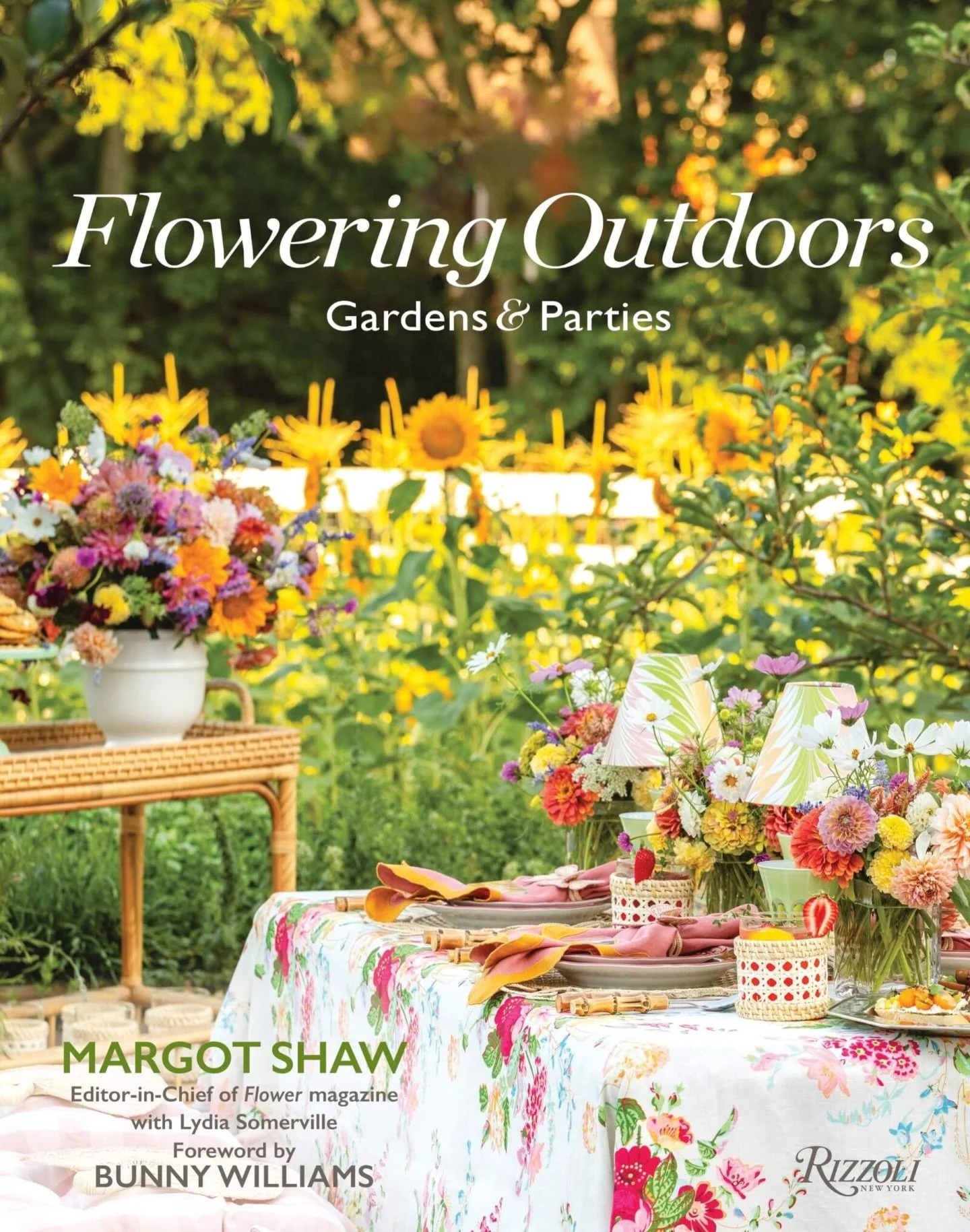 I am deeply honored and incredibly excited that my tablescape design was chosen for the cover of Margot Shaw&rsquo;s new book &ldquo;Flowering Outdoors.&rdquo;
This recognition means the world to me, and I am grateful for Margot&rsquo;s support and f