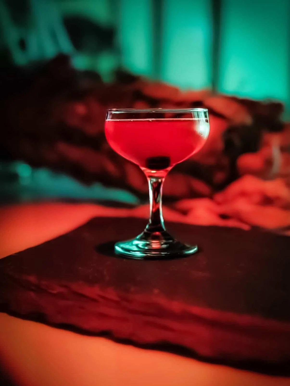 &Agrave; l&rsquo;occasion de La vie, la mort, le dessert, la nouvelle exp&eacute;rience immersive propos&eacute;e &agrave; la @sat_montreal , @claudia_delaterreaucocktail a r&eacute;alis&eacute; 3 cocktails bien nomm&eacute;s: La Vie, la Mort et le D