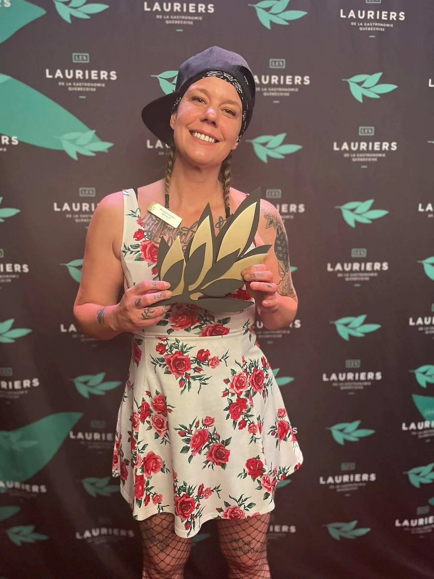 Dans La Presse aujourd&rsquo;hui &ldquo;Faire sa boucherie, c&rsquo;est possible avec un minimum de connaissances et de pr&eacute;paration. R&eacute;cit d&rsquo;une journ&eacute;e fascinante avec @dominique.rioux .&rdquo;

&Eacute;lue par le public a