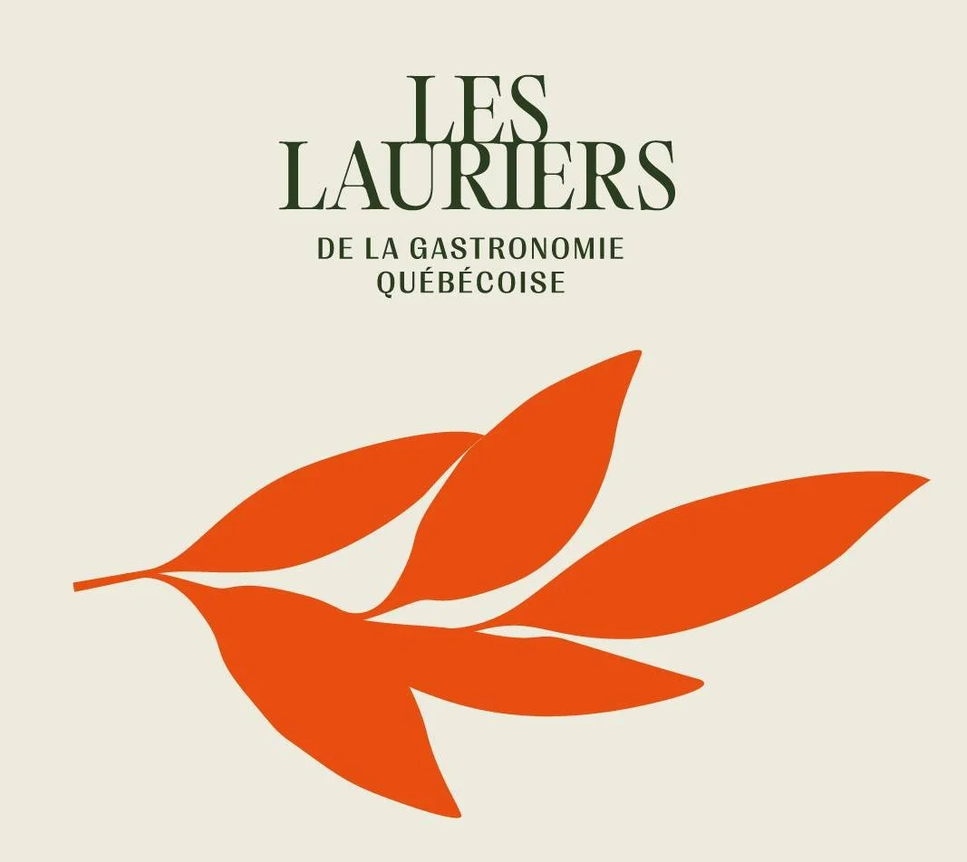 Nouvelle &eacute;dition, nouvelle image de marque. Les Lauriers d&eacute;voilent leur nouveau logo et leur nouveau site web. N'h&eacute;sitez pas &agrave; aller y jeter un coup d'oeil 🌿
www.lauriers.ca #prixlauriers #lauriers2026