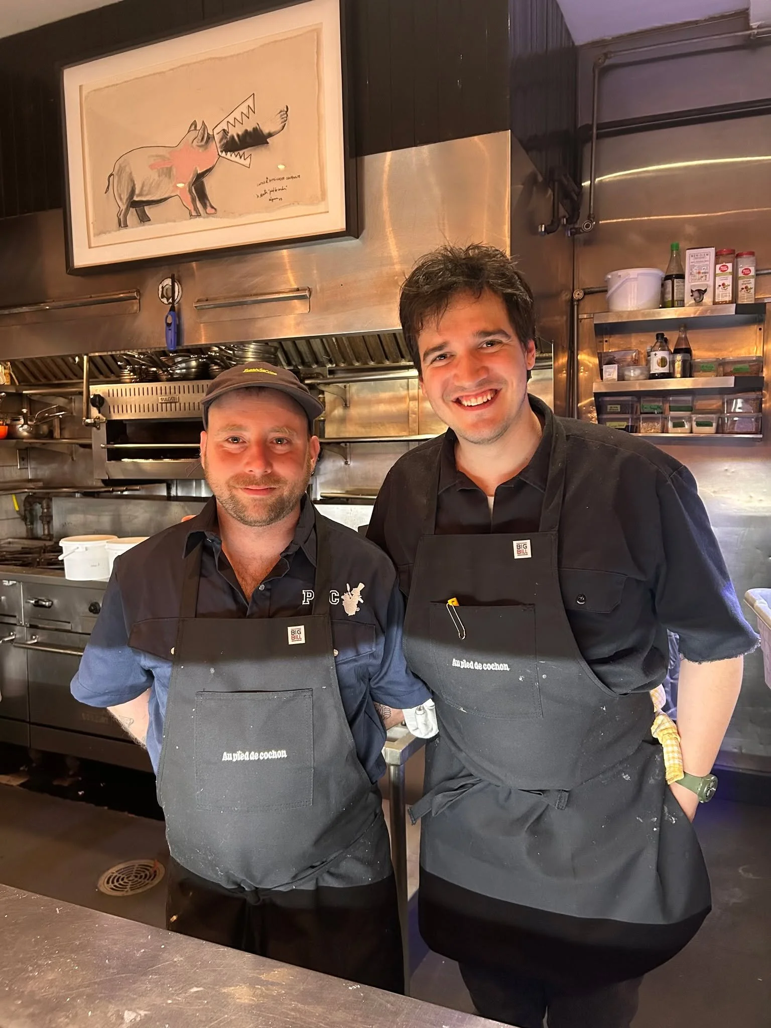 Le dernier arr&ecirc;t de notre tourn&eacute;e s'est fait hier soir, au @restaurantaupieddecochon  avec le chef Michael Picard et le chef fran&ccedil;ais Zac Gannat du @frenchiecoventgardenlondon.
Notre tourn&eacute;e est maintenant termin&eacute;e: 
