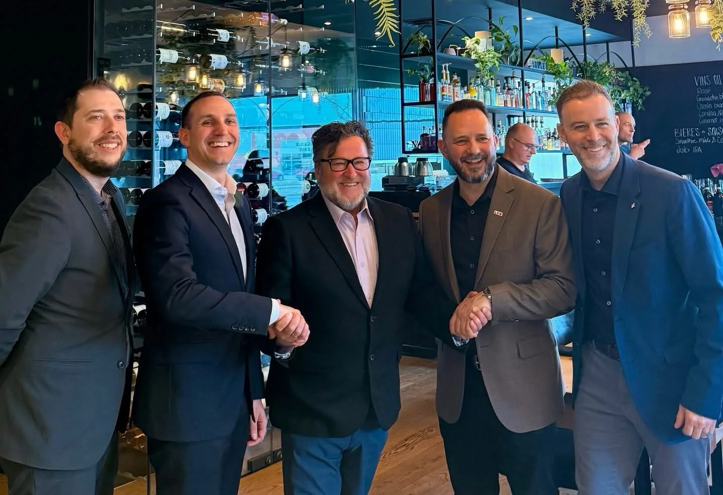 Le ministre de l&rsquo;Agriculture, des P&ecirc;cheries et de l&rsquo;Alimentation, @mapaquebec , Donald Martel, a annonc&eacute; aujourd&rsquo;hui une aide financi&egrave;re de 425 000 $ destin&eacute;e &agrave; soutenir les Salons @arq_resto Contac