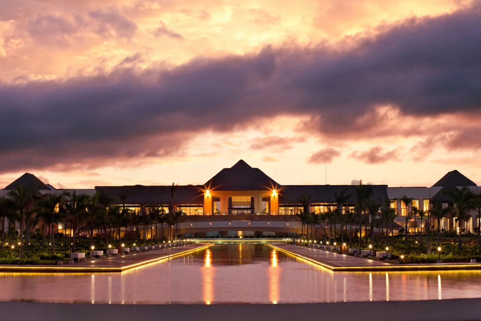 HRHC_Punta_Cana_Exterior_Dusk.jpeg