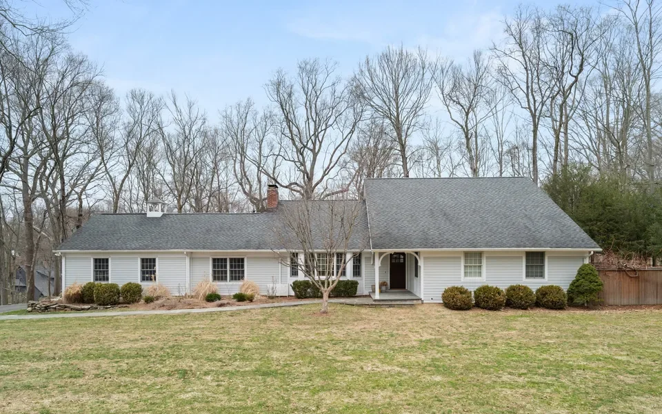 32 Berndale Drive, Westport CT
$2,450,000 | 2026