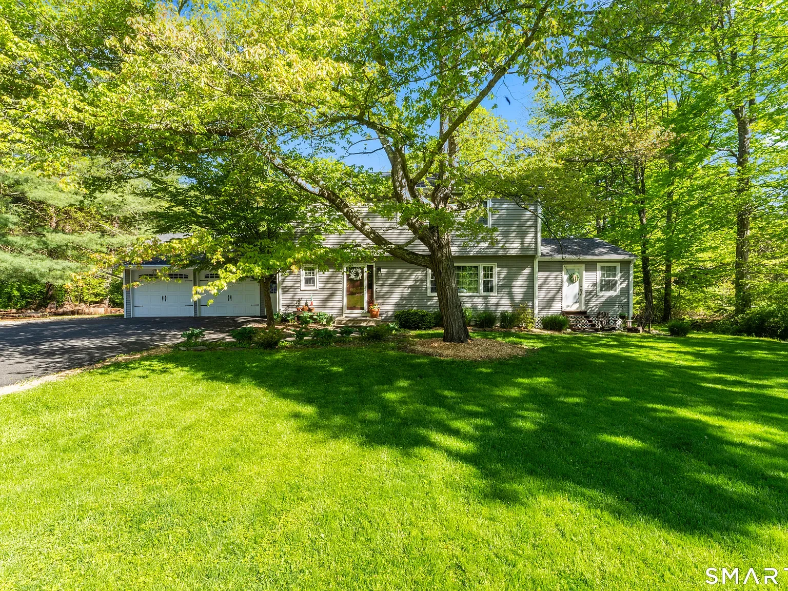 23 Hall Lane, Newtown CT
$735K | 2026