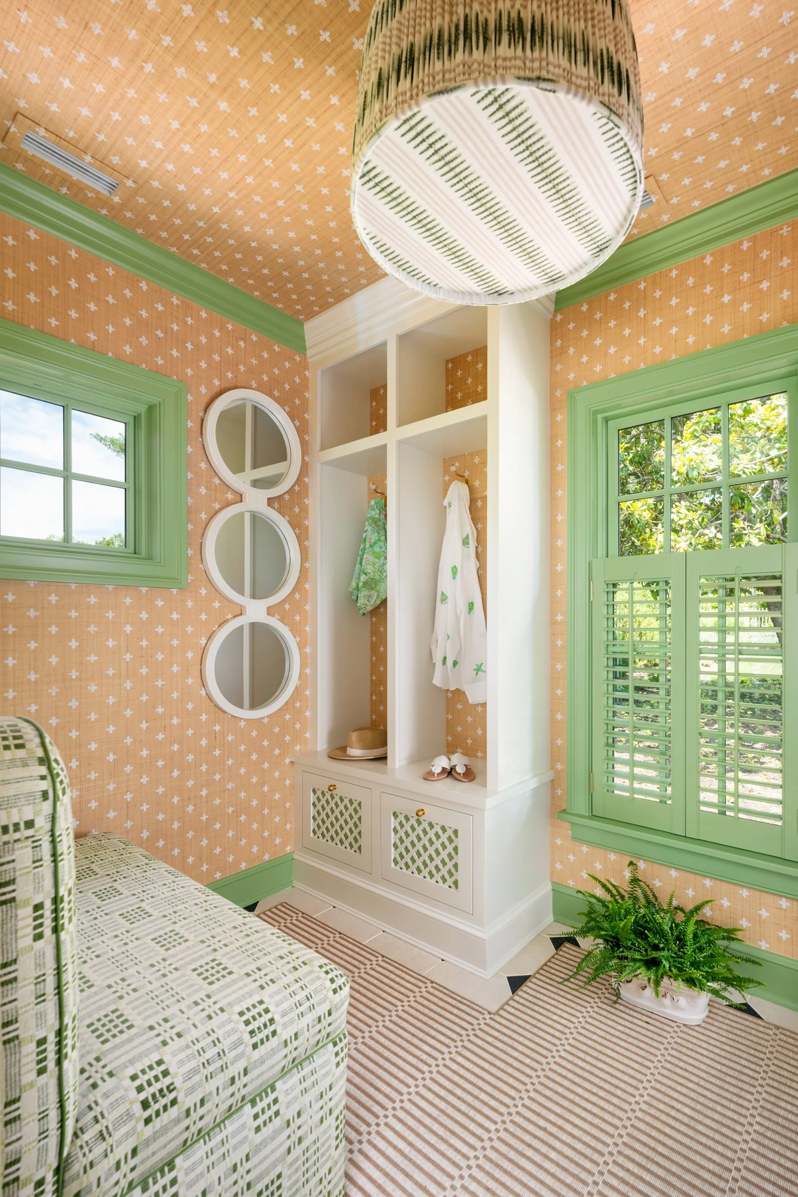 Pool house dressing room