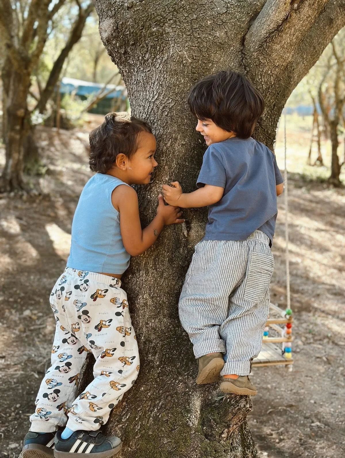 Learning colours, sharing laughter, and playing with friends&hellip; What a beautiful week it has been at Wald 🌈

__
Aprender as cores, partilhar sorrisos e brincar com os amigos&hellip; Que semana bonita tivemos na Wald 🌈