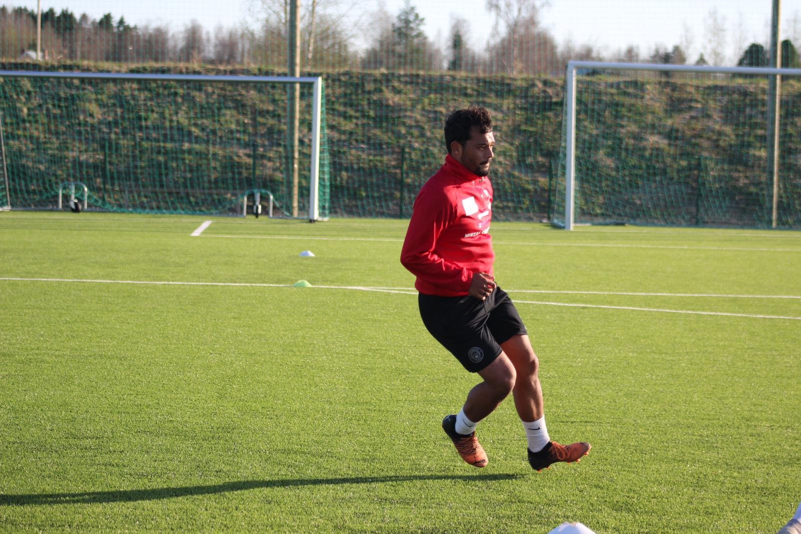 Yoav Vega Signs with Korsnäs FF After VFN Showcase Performance