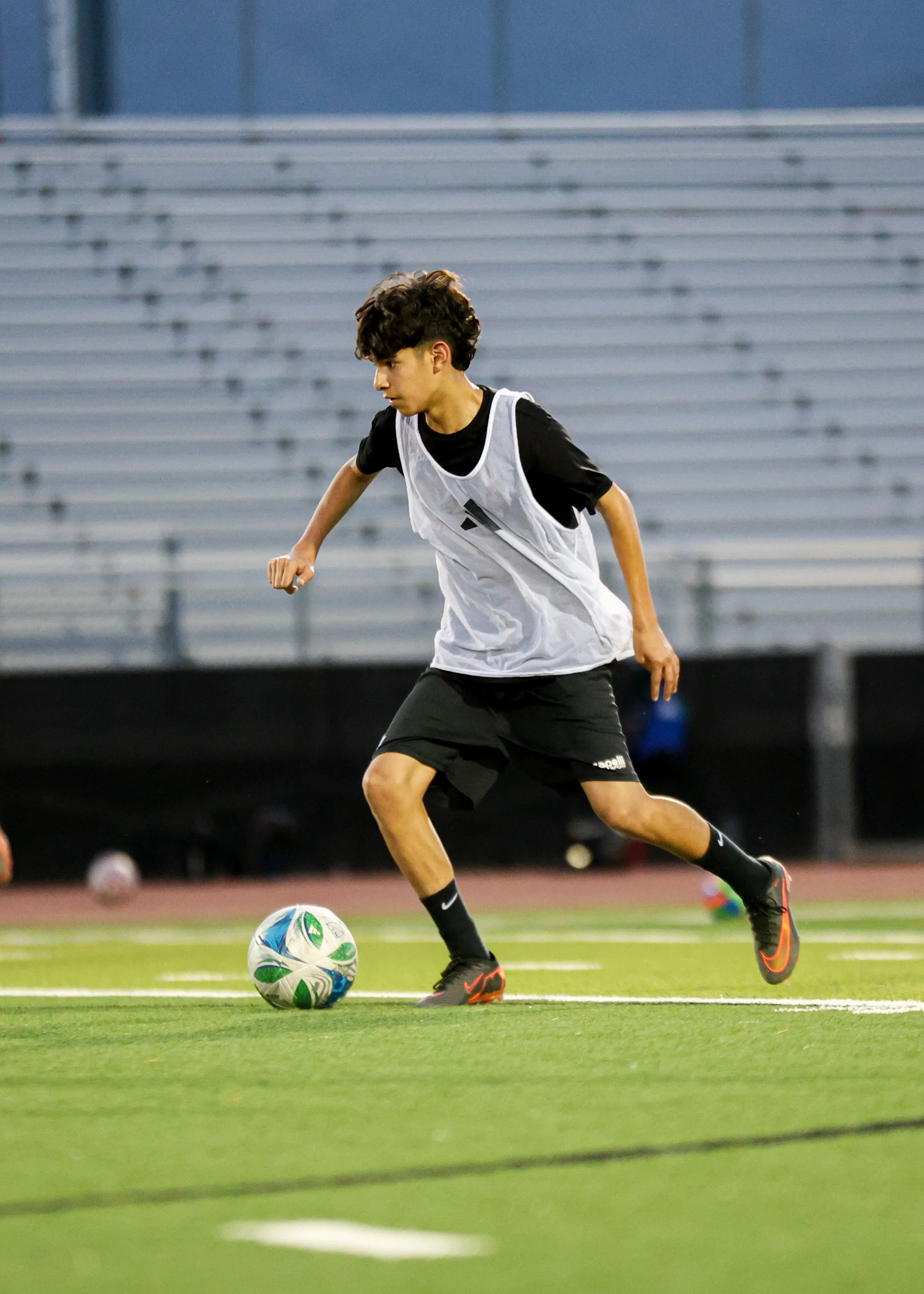 AndresGlezPhotography-VenturaFootballnetwork08.09.2026-257.jpg