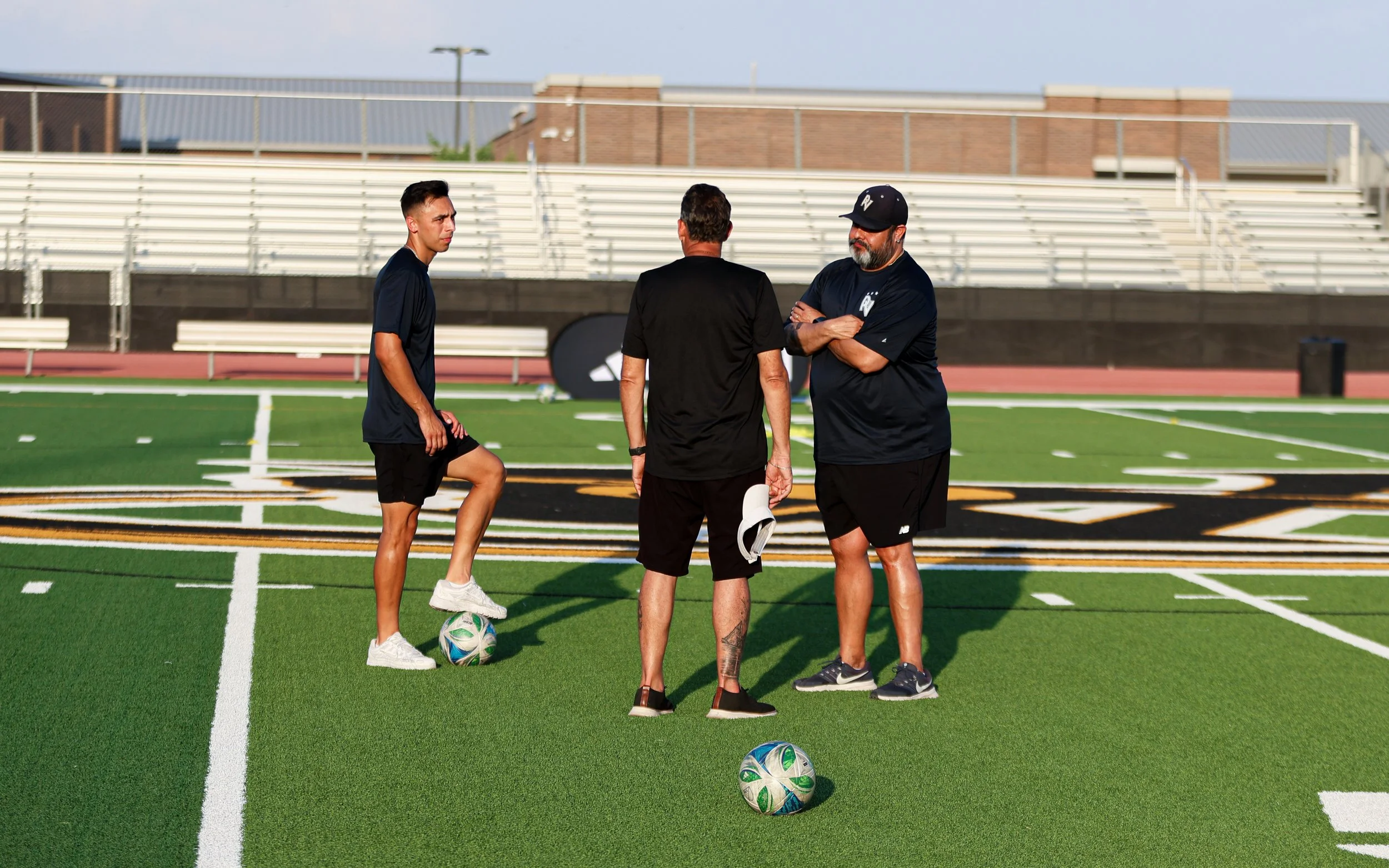 AndresGlezPhotography-VenturaFootballnetwork08.08.2026-5.jpg