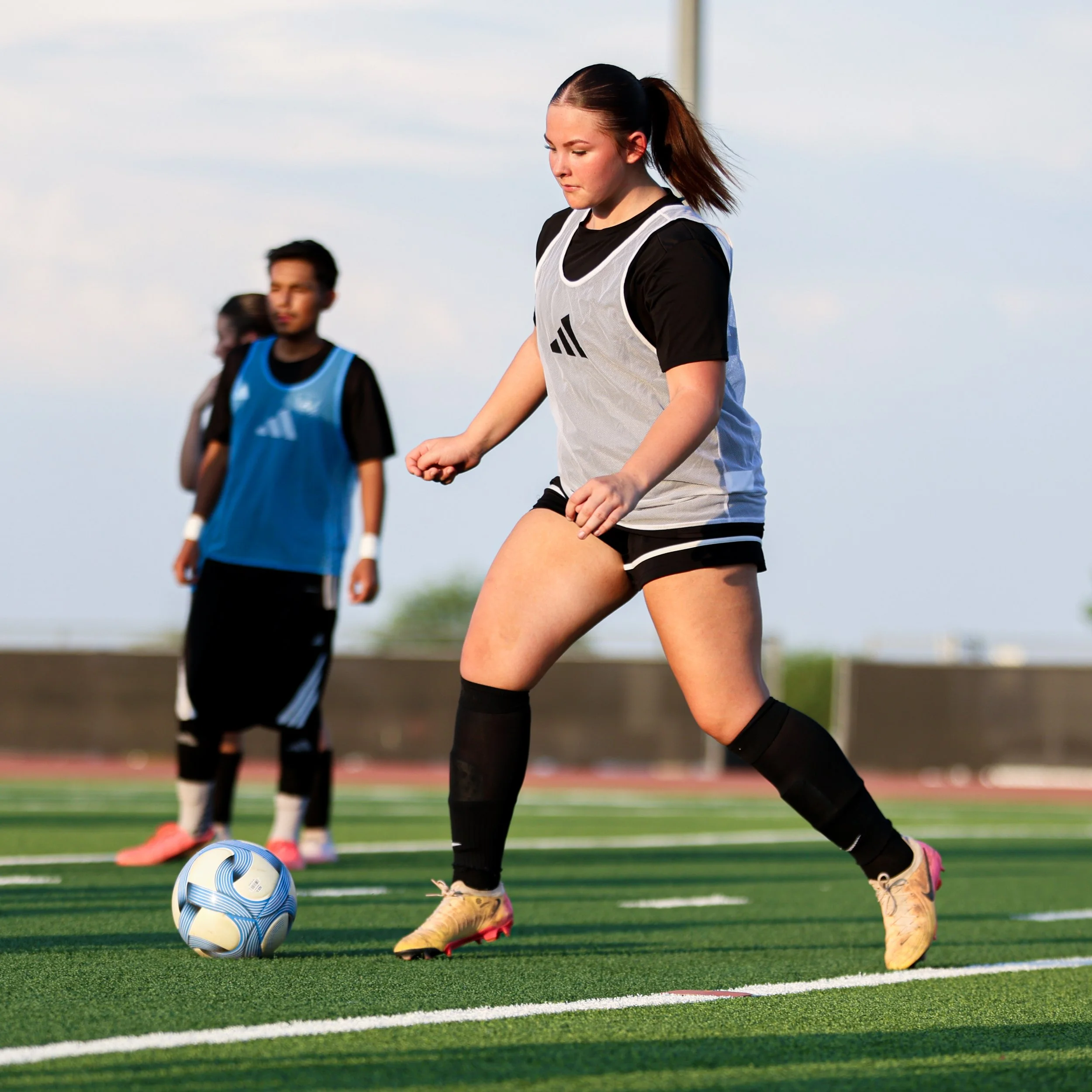 AndresGlezPhotography-VenturaFootballnetwork08.09.2026-173.jpg
