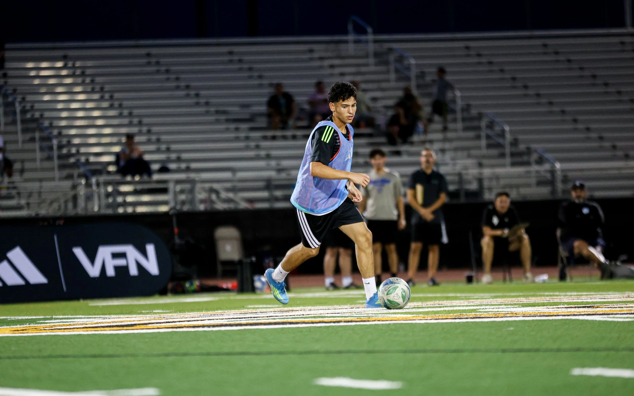AndresGlezPhotography-VenturaFootballnetwork08.09.2026-268.jpg