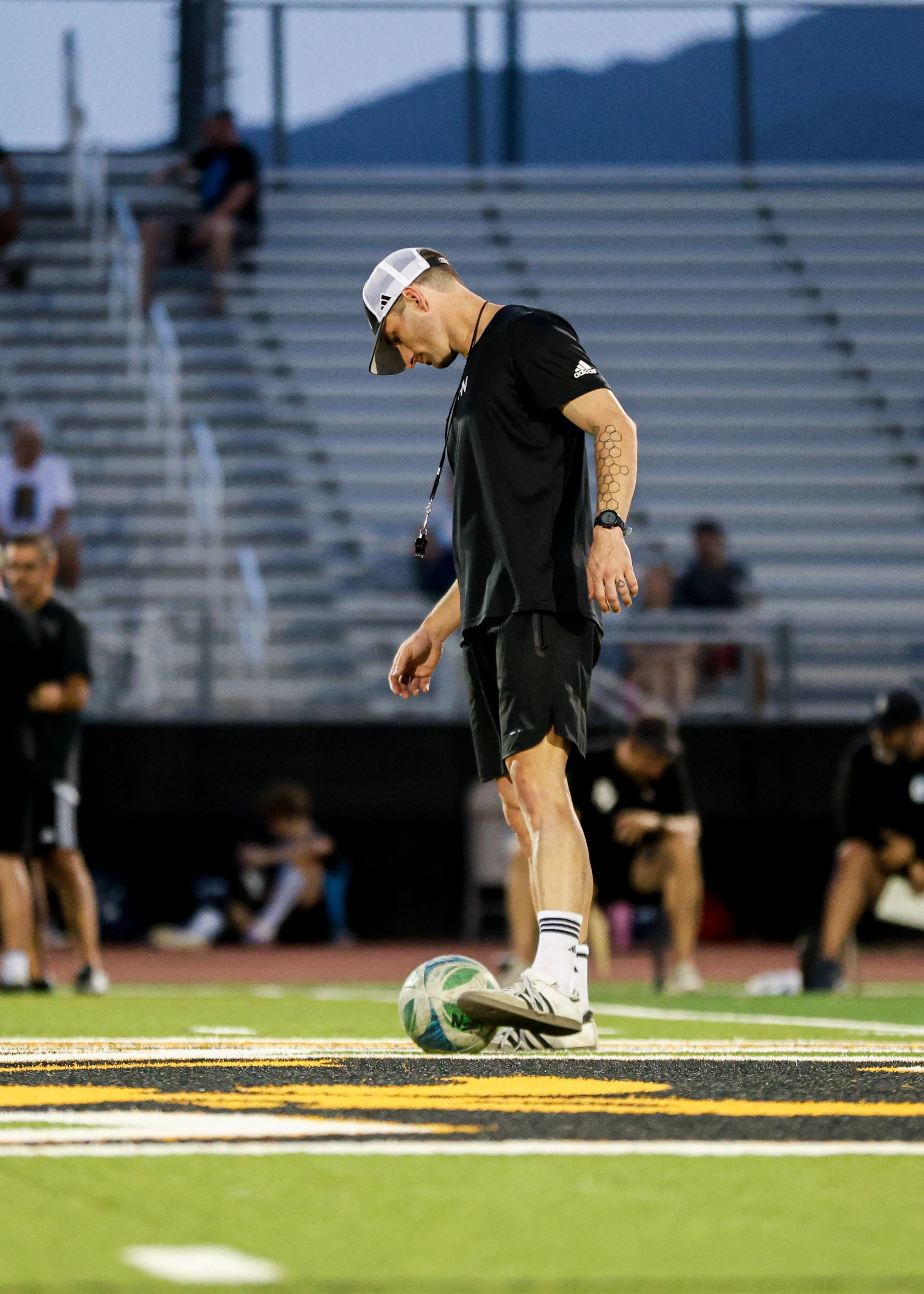 AndresGlezPhotography-VenturaFootballnetwork08.09.2026-262.jpg