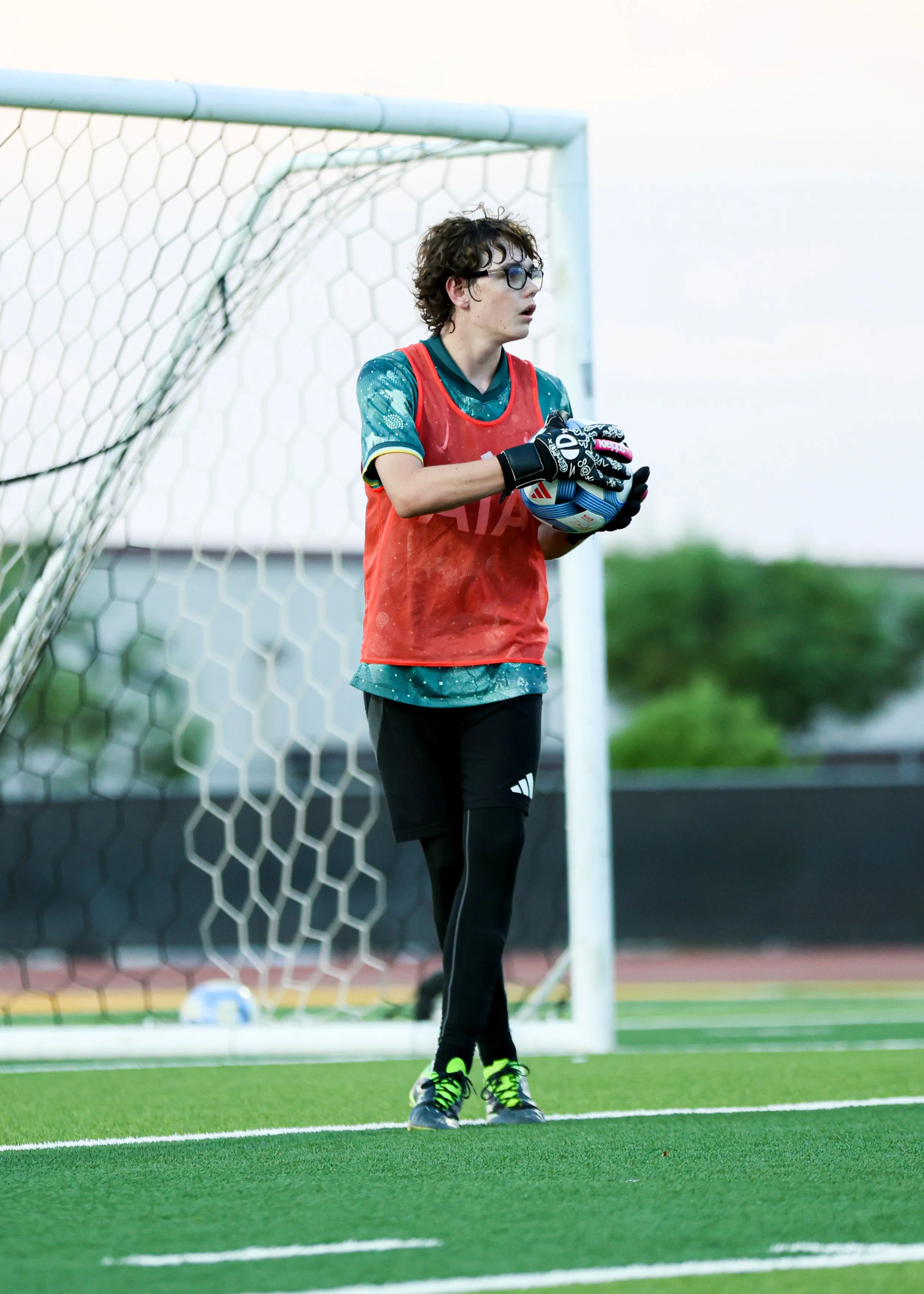 AndresGlezPhotography-VenturaFootballnetwork08.09.2026-228.jpg