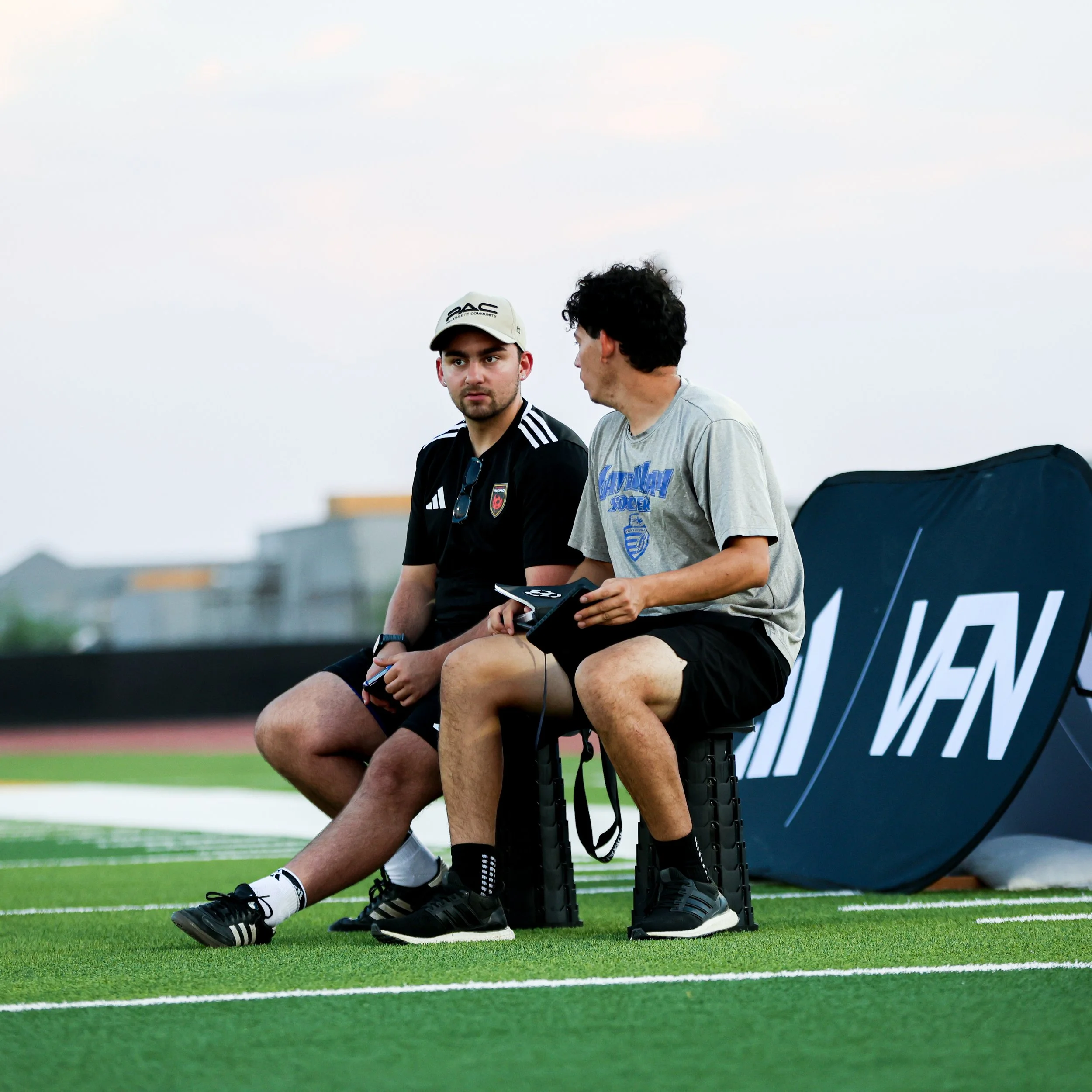 AndresGlezPhotography-VenturaFootballnetwork08.09.2026-239.jpg
