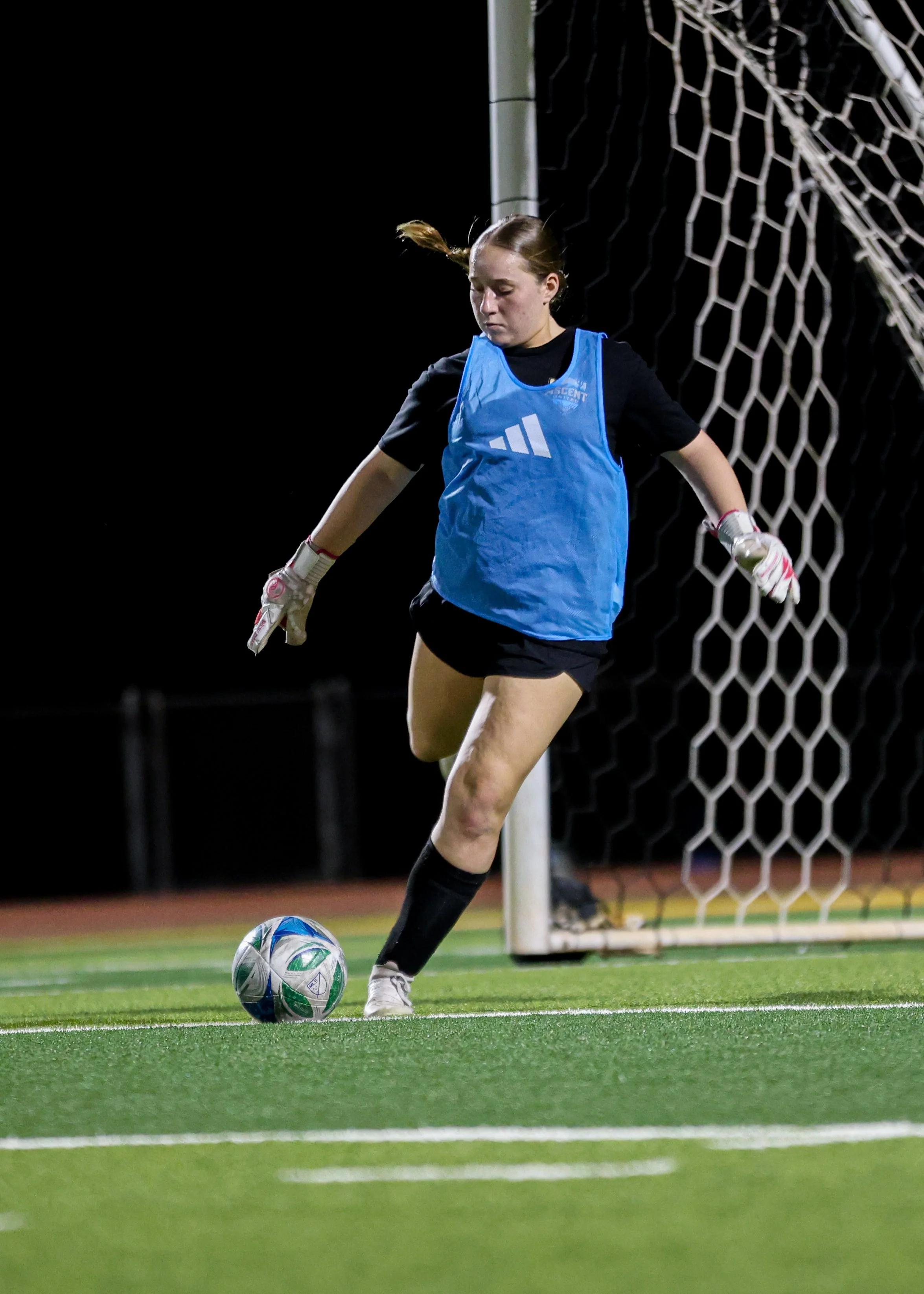 AndresGlezPhotography-VenturaFootballnetwork08.09.2026-270.jpg
