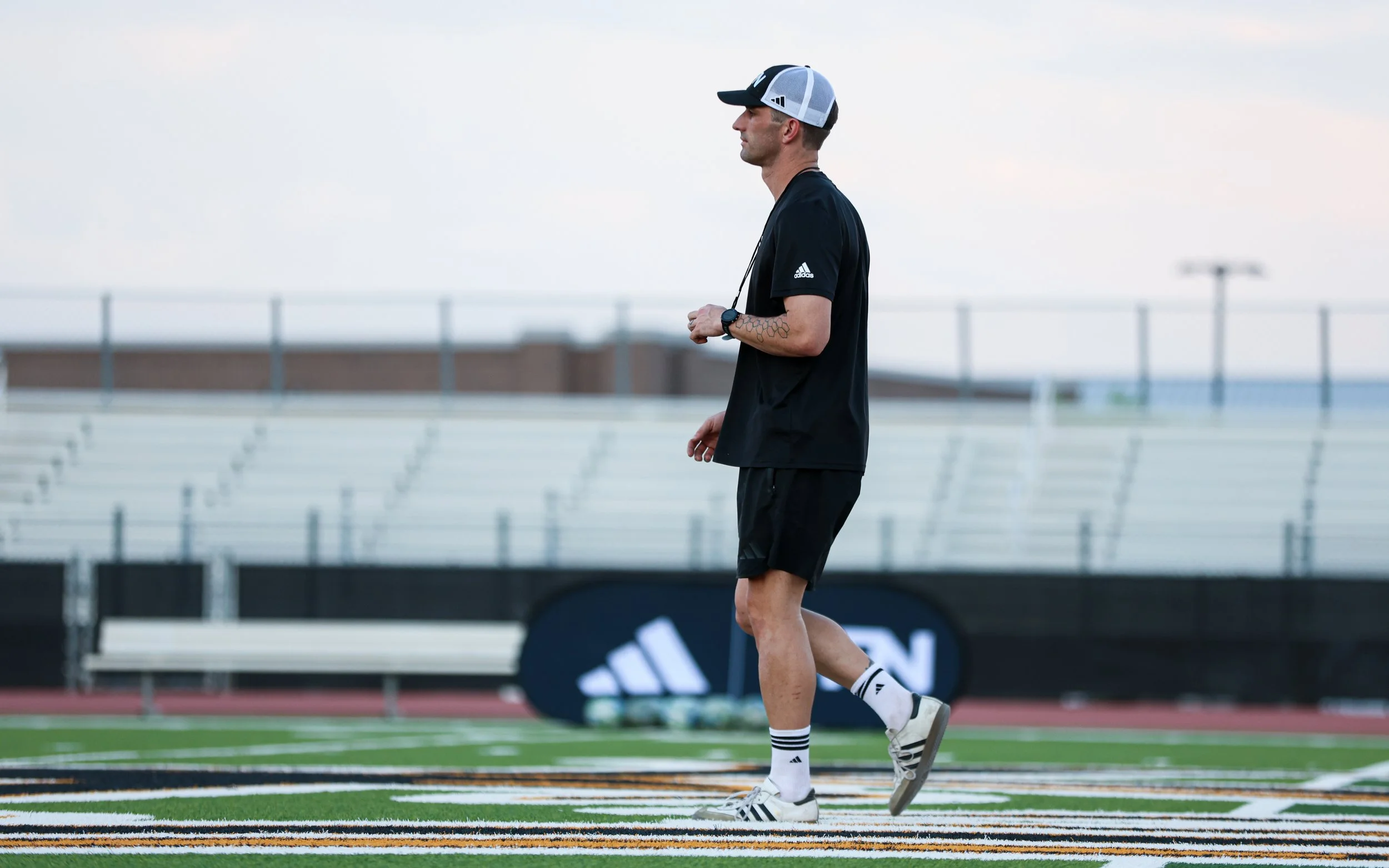 AndresGlezPhotography-VenturaFootballnetwork08.09.2026-215.jpg