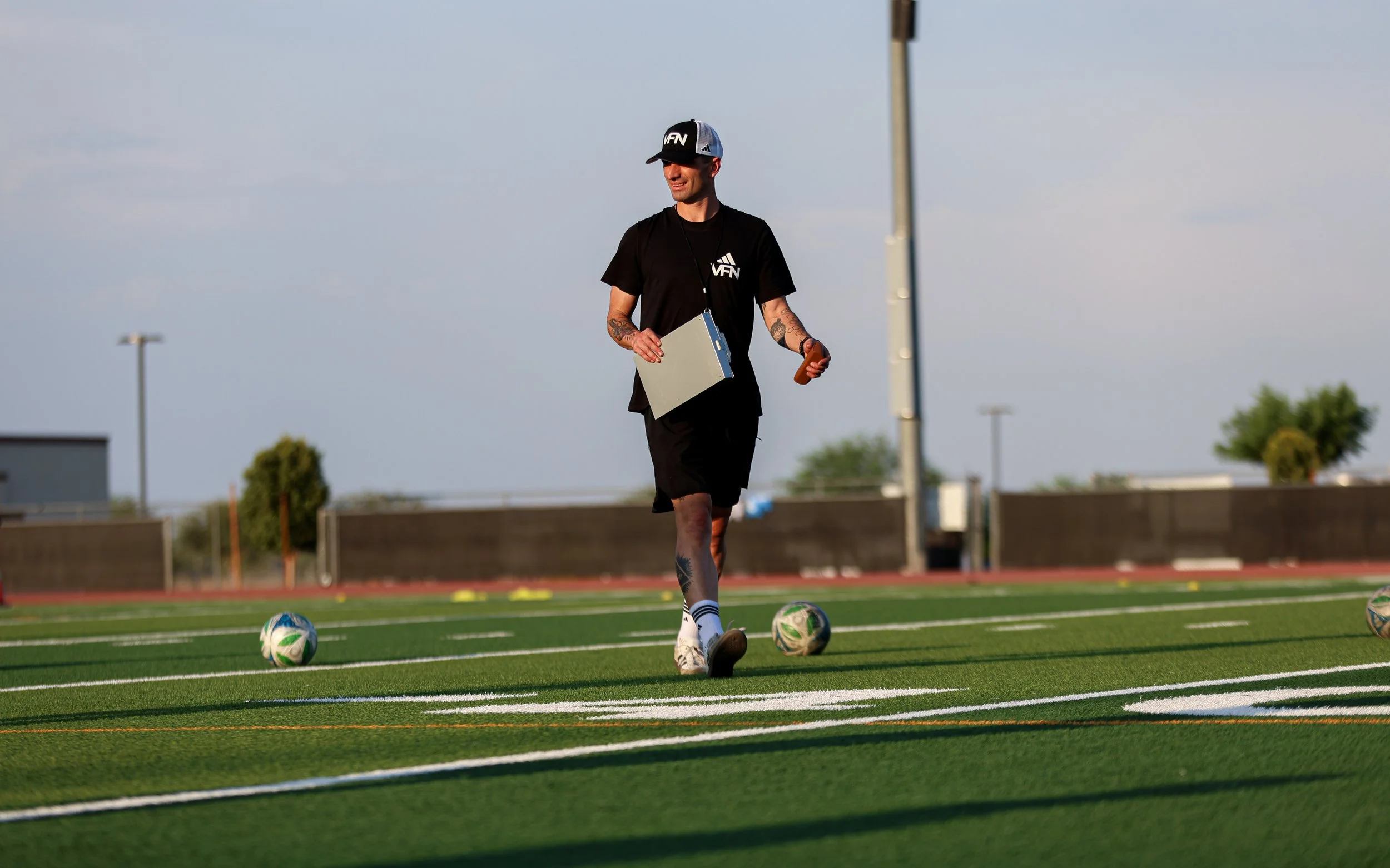 AndresGlezPhotography-VenturaFootballnetwork08.08.2026-7.jpg