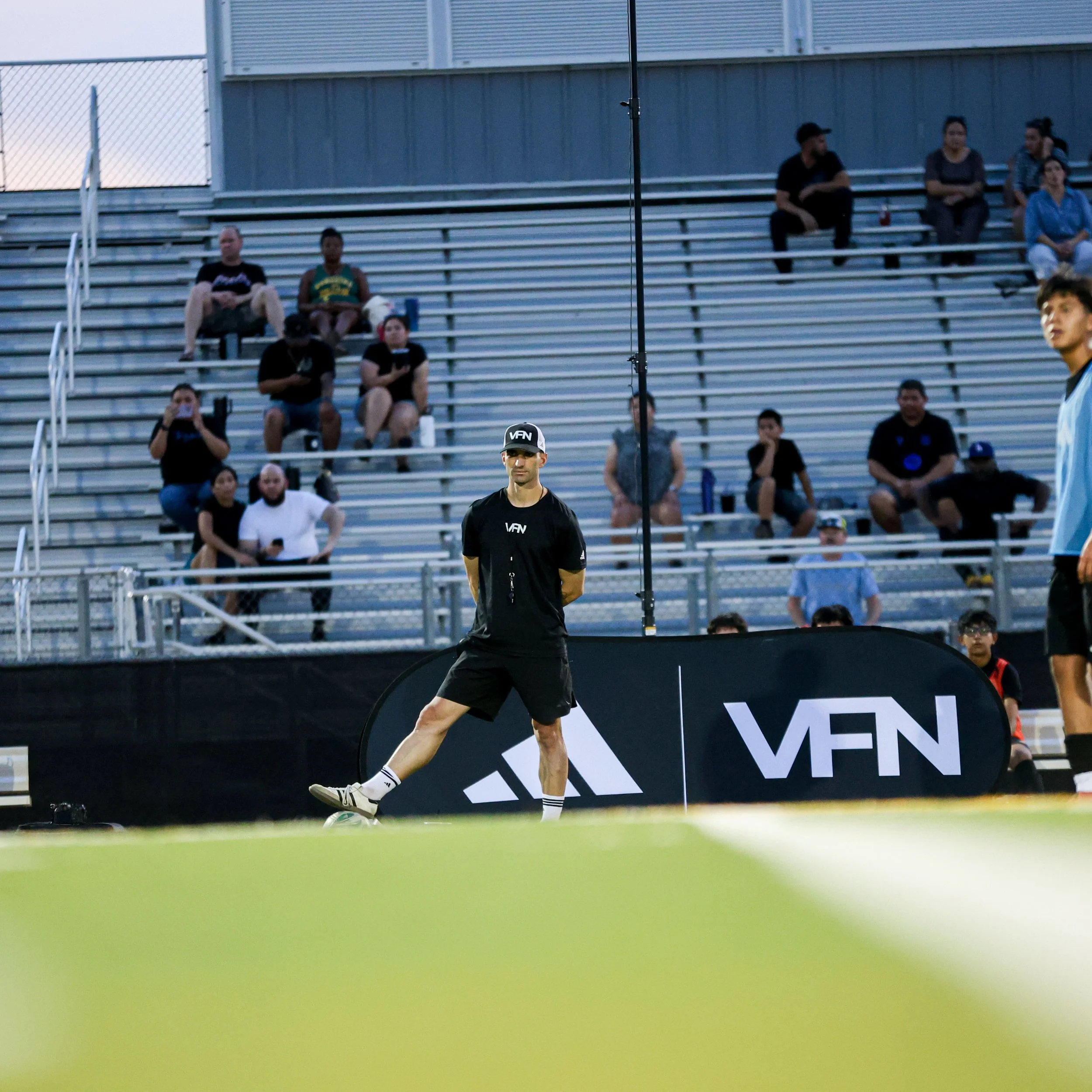 AndresGlezPhotography-VenturaFootballnetwork08.09.2026-259.jpg