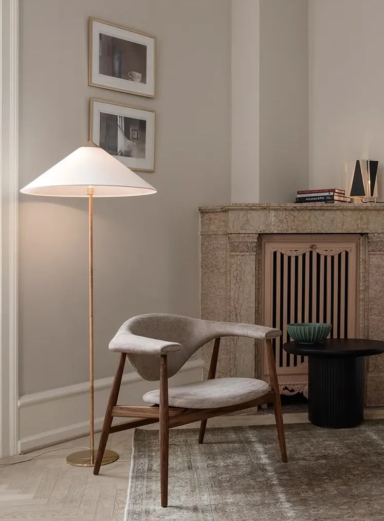 shop_GUBI_9602_Floor Lamp 3.jpg