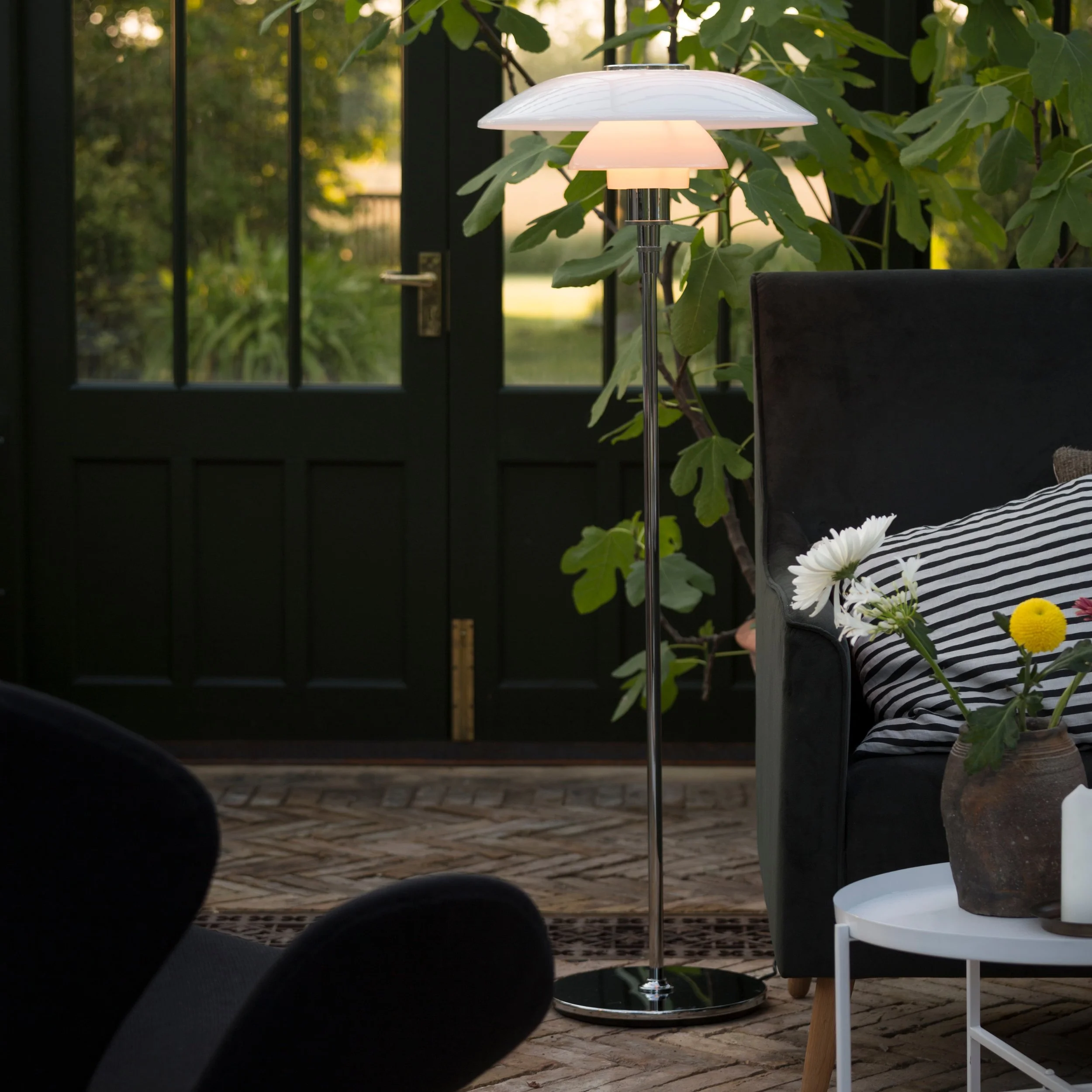 shop_Louis Poulsen_4.5-3.5_Floor 2.png