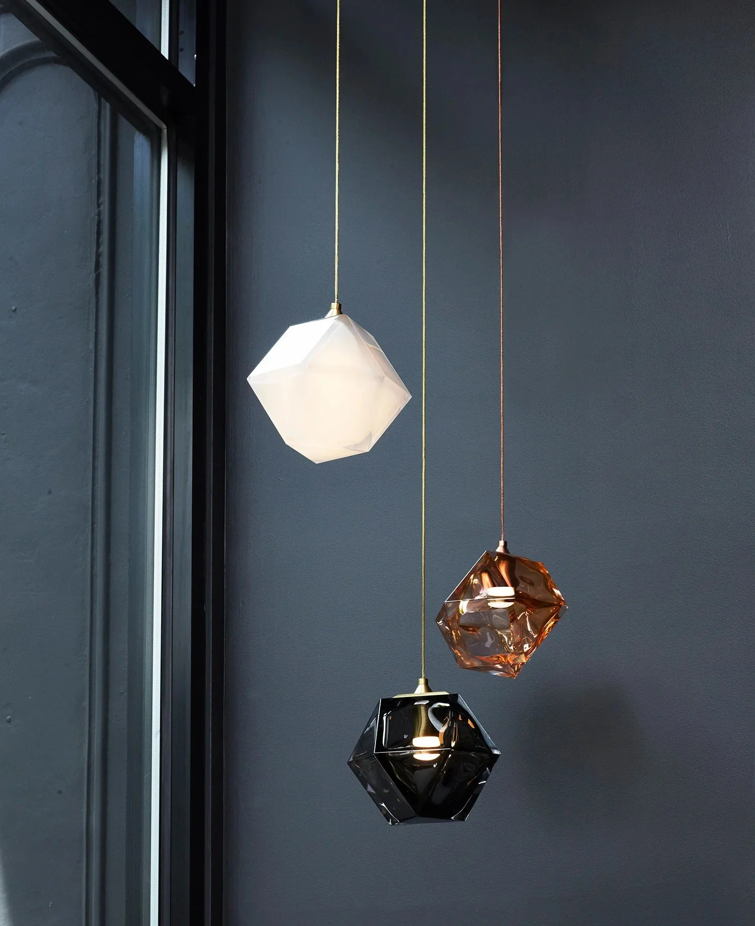 shop_Gabriel Scott_Welles_pendant 3.jpeg