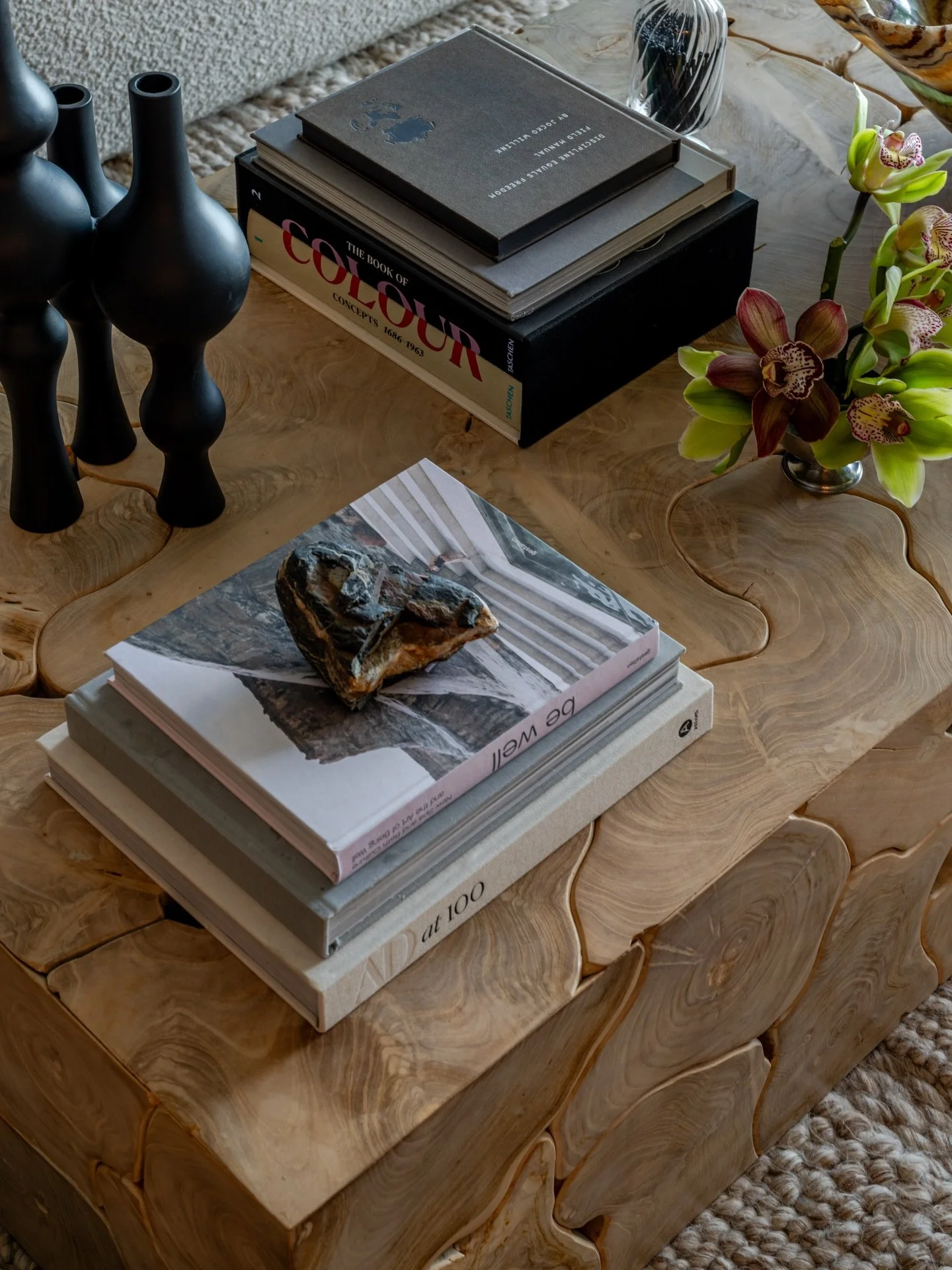 HOME At Studio Lobo, we create luxury with soul. Spaces that feel curated and collected, where every corner tells a story and every room feels like a breath of fresh air. Designed to be lived in. 

Interior Design @studiolobo_ 
Photography @_christia