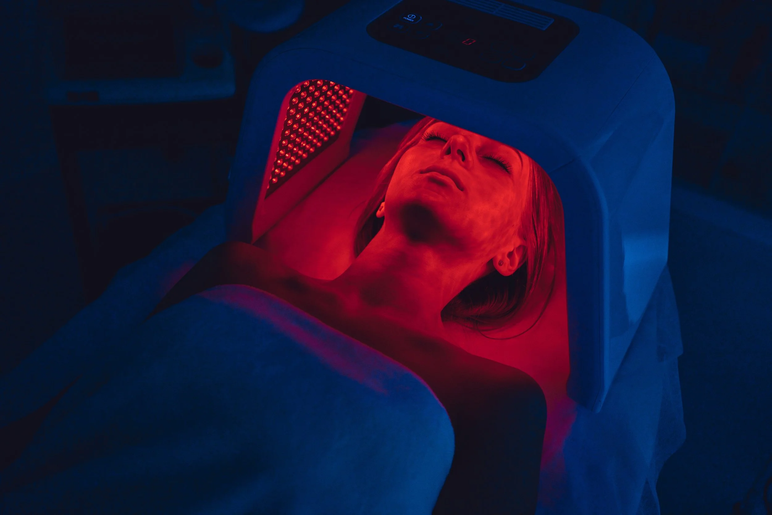 Why I Recommend Red Light Therapy During Acupuncture