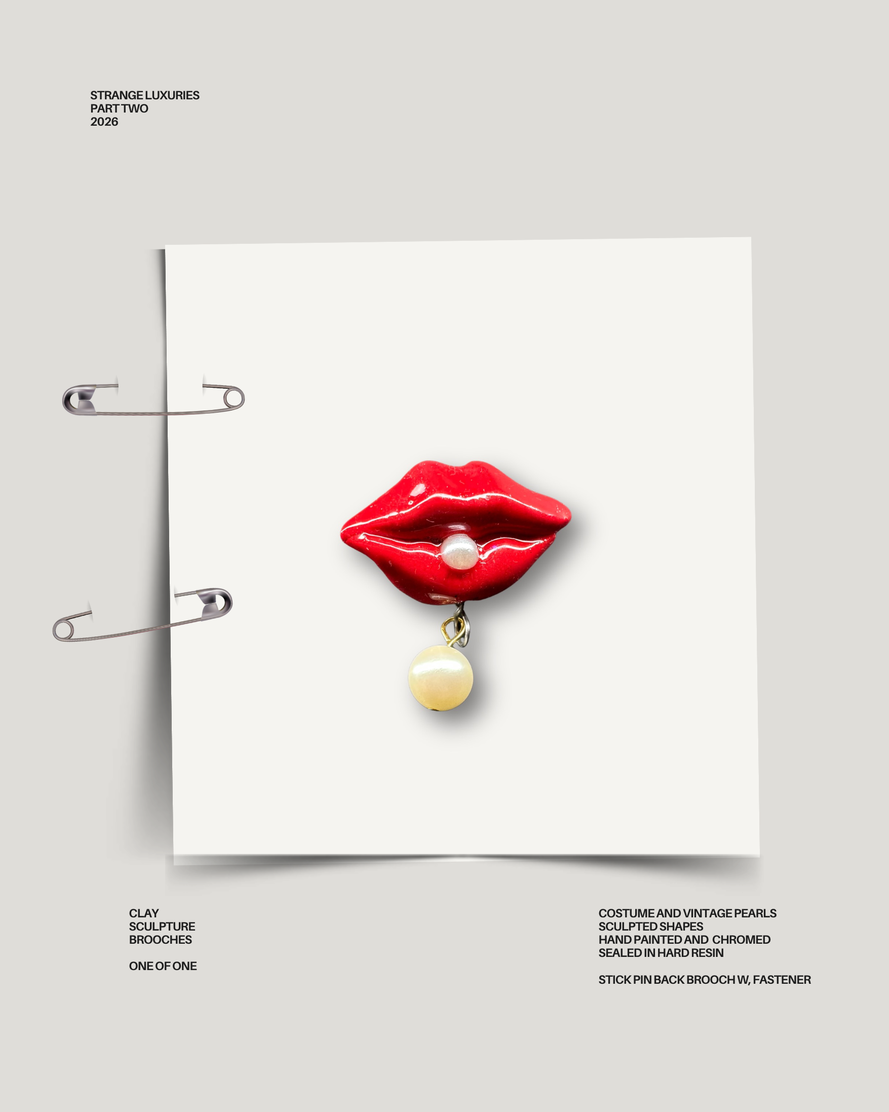 LIP BROOCH 2.6