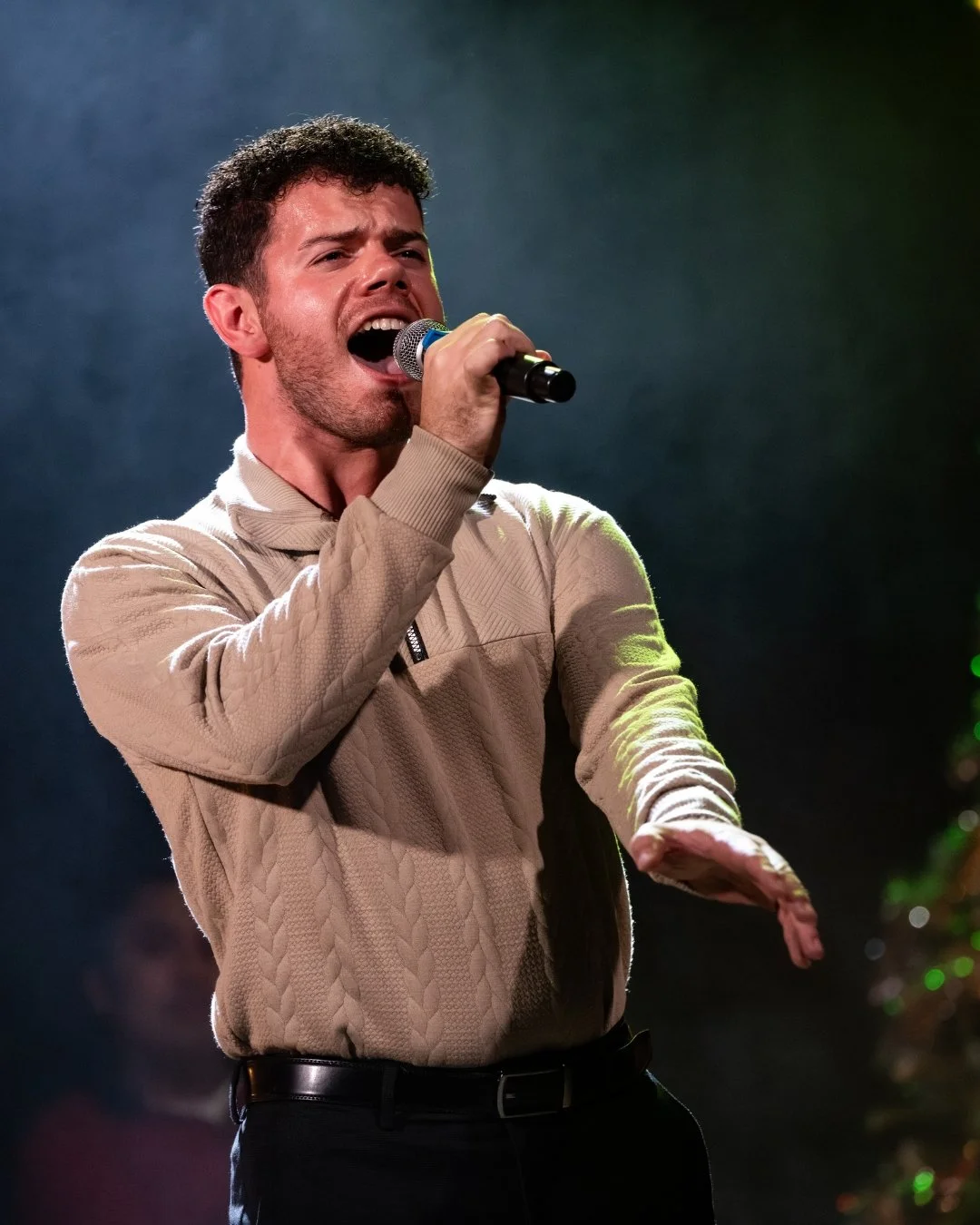 There's No Place Like Home for the Holidays. Photography by Shawn Salley Photography. 