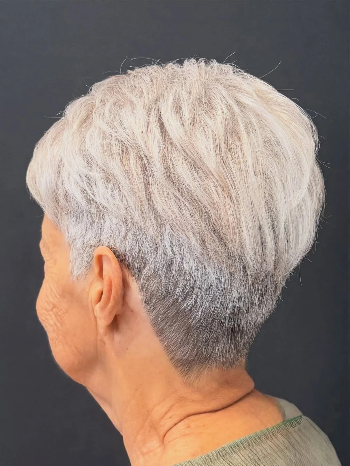 Gray hair is elegant when it&rsquo;s has a beautiful shape and a little spice ❤️Pixie haircut,style and tonning is perfect match for salt and pepper grey!  Swipe to slide 6 for the BEFORE- and slide 7 for AFTER ! My client looks beautiful and happy !