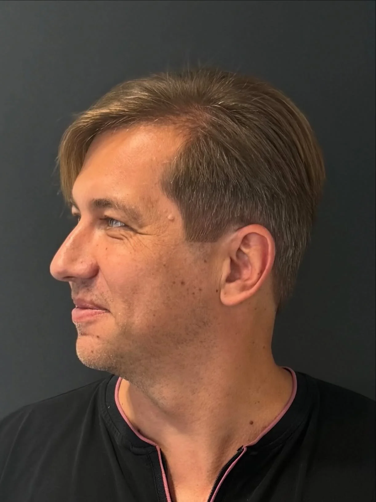Medium length tapered men haircut