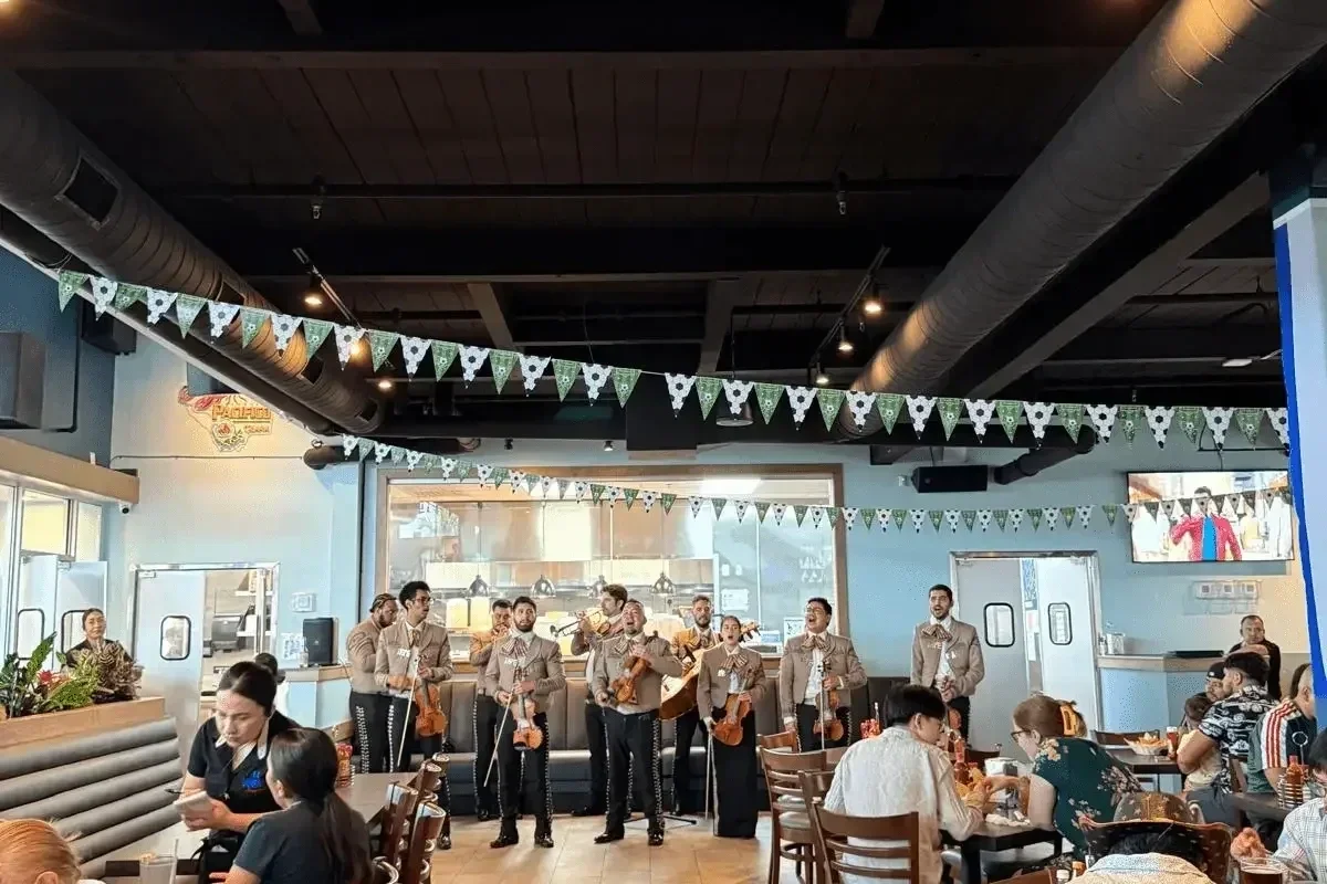 El Muelle Seafood Southwest Houston featuring Sunday live mariachi, outdoor patio seating, big-screen TVs and authentic Mexican seafood.