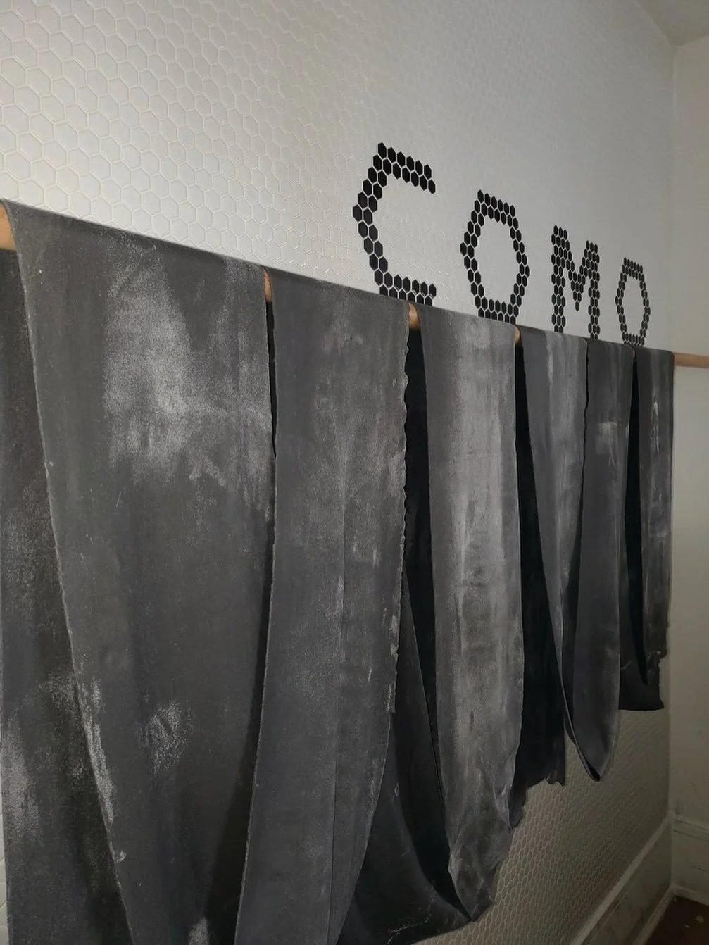 Squid ink pasta sheets getting prepped for @cantinettarestaurant Bellevue 🦑 They have a new menu tonight! Make sure to keep it in the family during your holiday season shopping and visit our Main St outpost 🎄