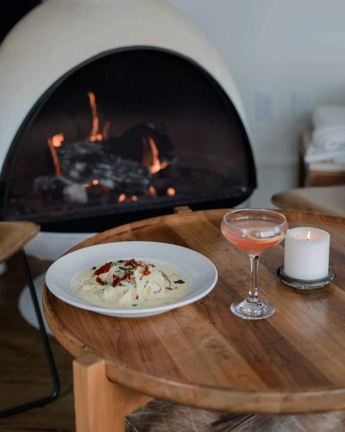 Rain check your patio plans and head to our lounge. Pasta awaits!

📷 @panraveephotography