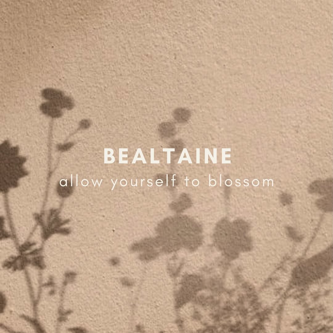 Celtic wheel wisdom &bull; Bealtaine &bull; 1st May

It&rsquo;s here - the doorway to summer. Hooray! We&rsquo;ve travelled through the dark half of the year (Samhain 31 Oct to now) and at this threshold we step into the bright half of the year.

Thi
