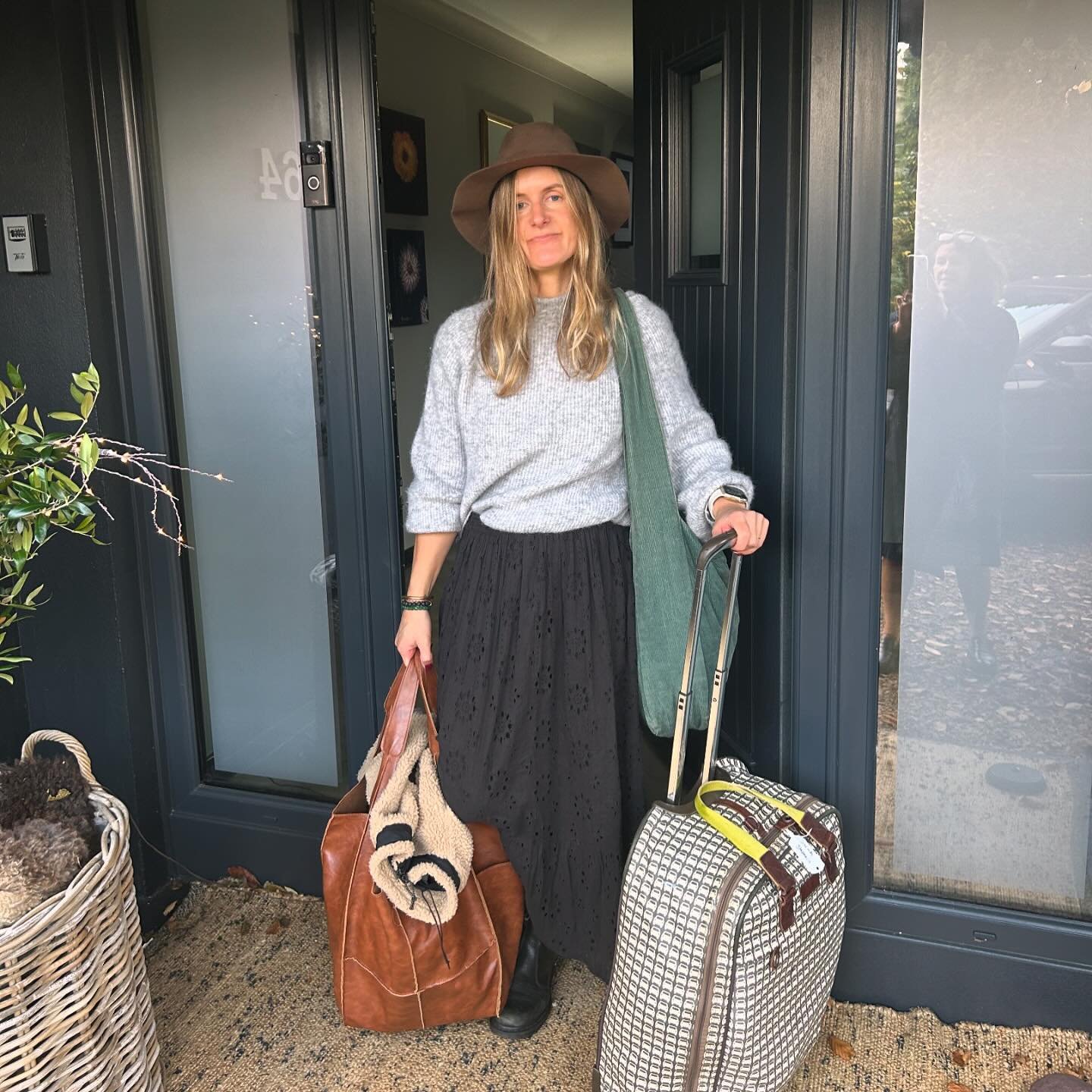 GONE ON RETREAT. Off to the west of Ireland to learn, commune and connect with nature guided by one of my great teachers.

This is why I do what I do. I know first-hand the benefits of retreating away from the every day to rest, listen and realign wi
