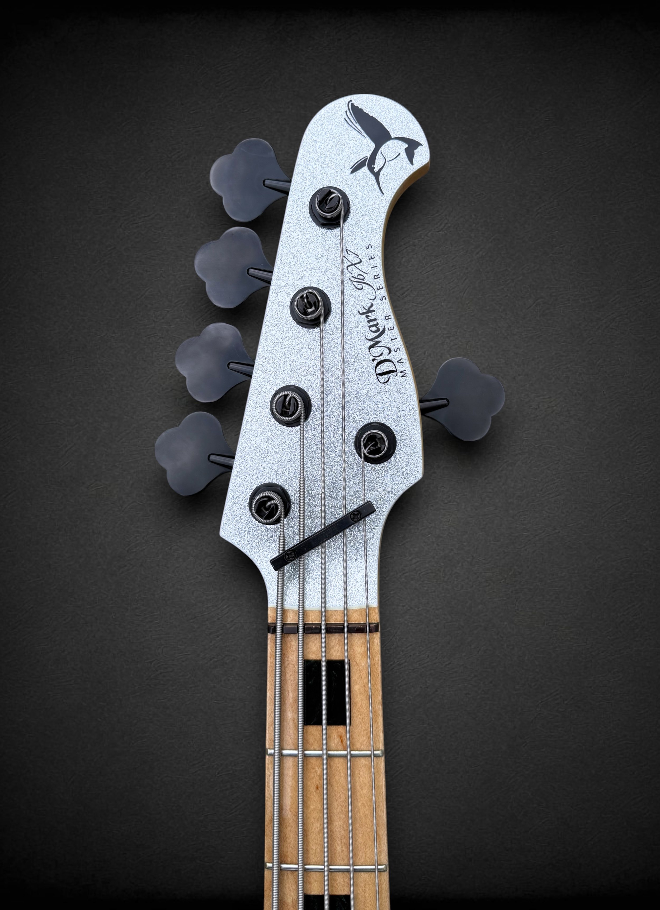 D’Mark JB X7 5 Silver Flake FRONT HEADSTOCK-Photoroom.jpg