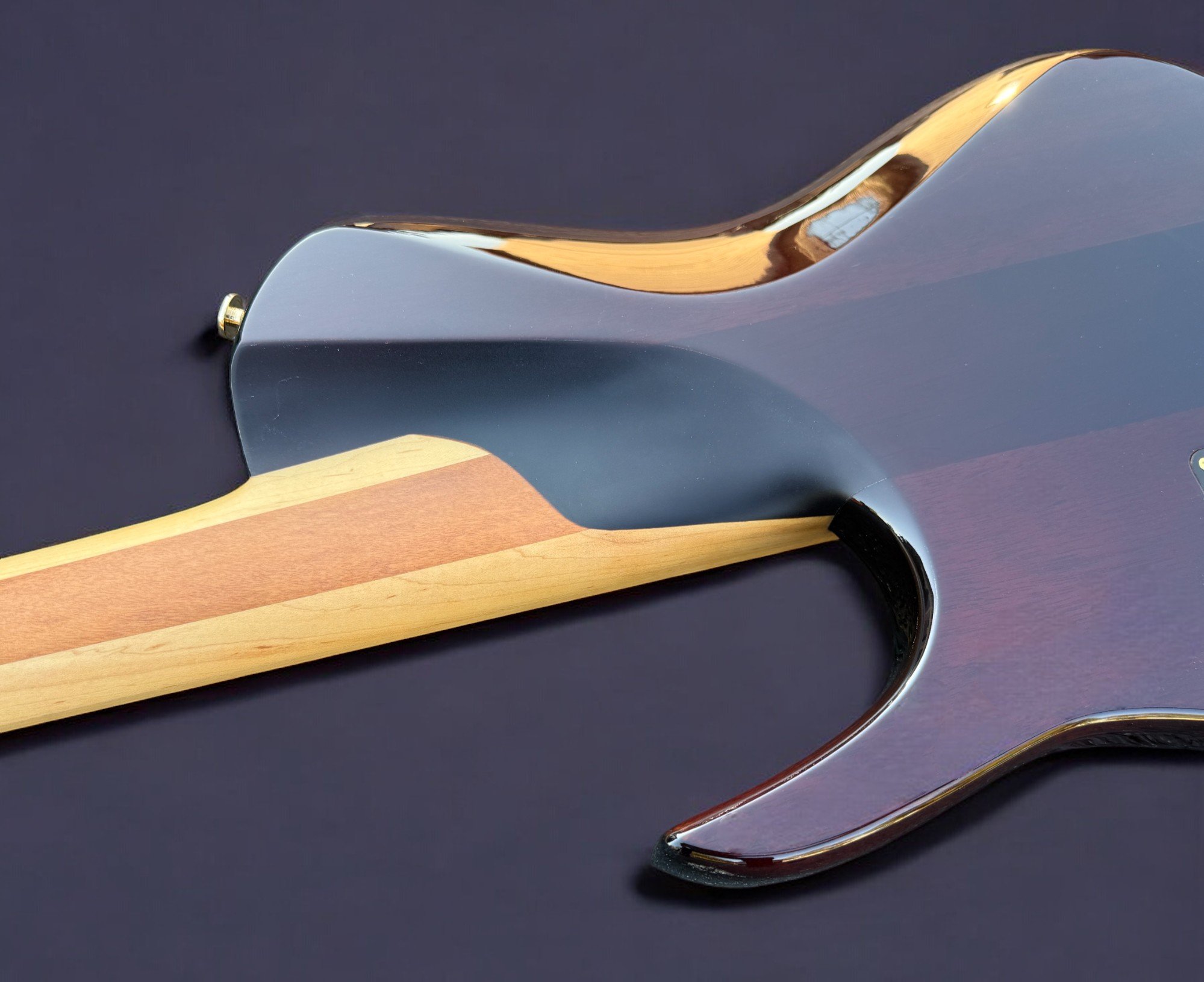 D'Mark Omega 5 Purple Pioppo NECK JOINT-Photoroom.jpg