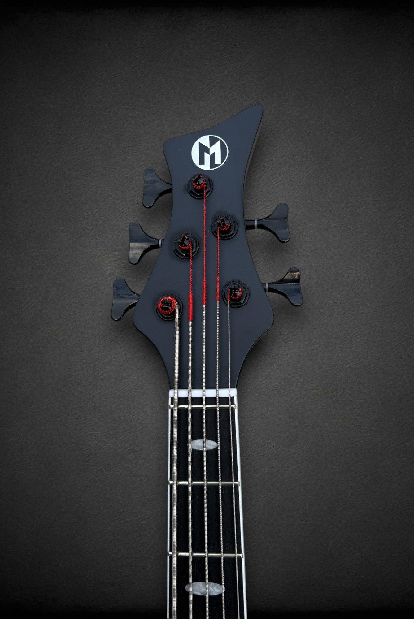 Maruszczyk Frog 5 Tuxedo FRONT HEADSTOCK-Photoroom.jpg