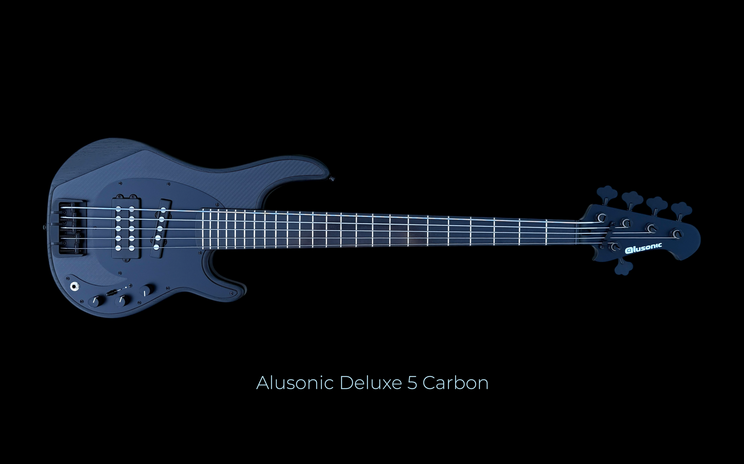 Alusonic Django 5 Deluxe Carbon FRONT WITH MARK-Photoroom.png