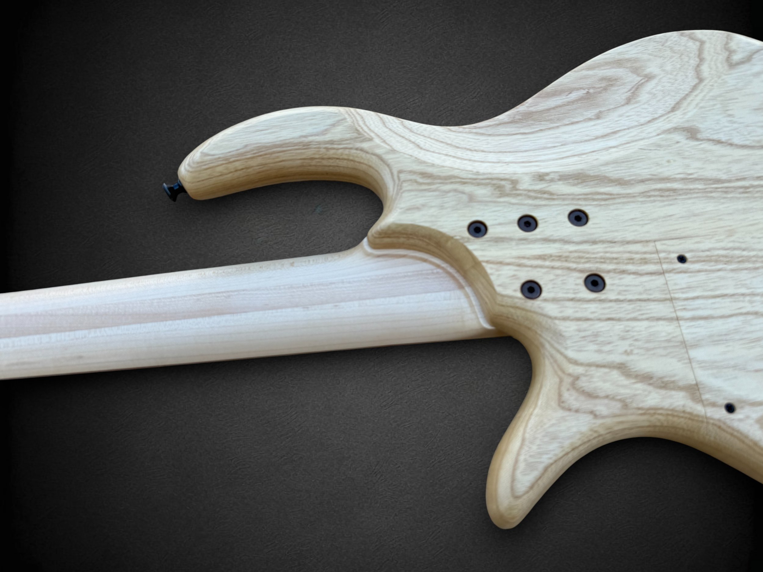 Elrick EVO Gold 5 Quilted Maple BACK NECKJOINT-Photoroom.jpg