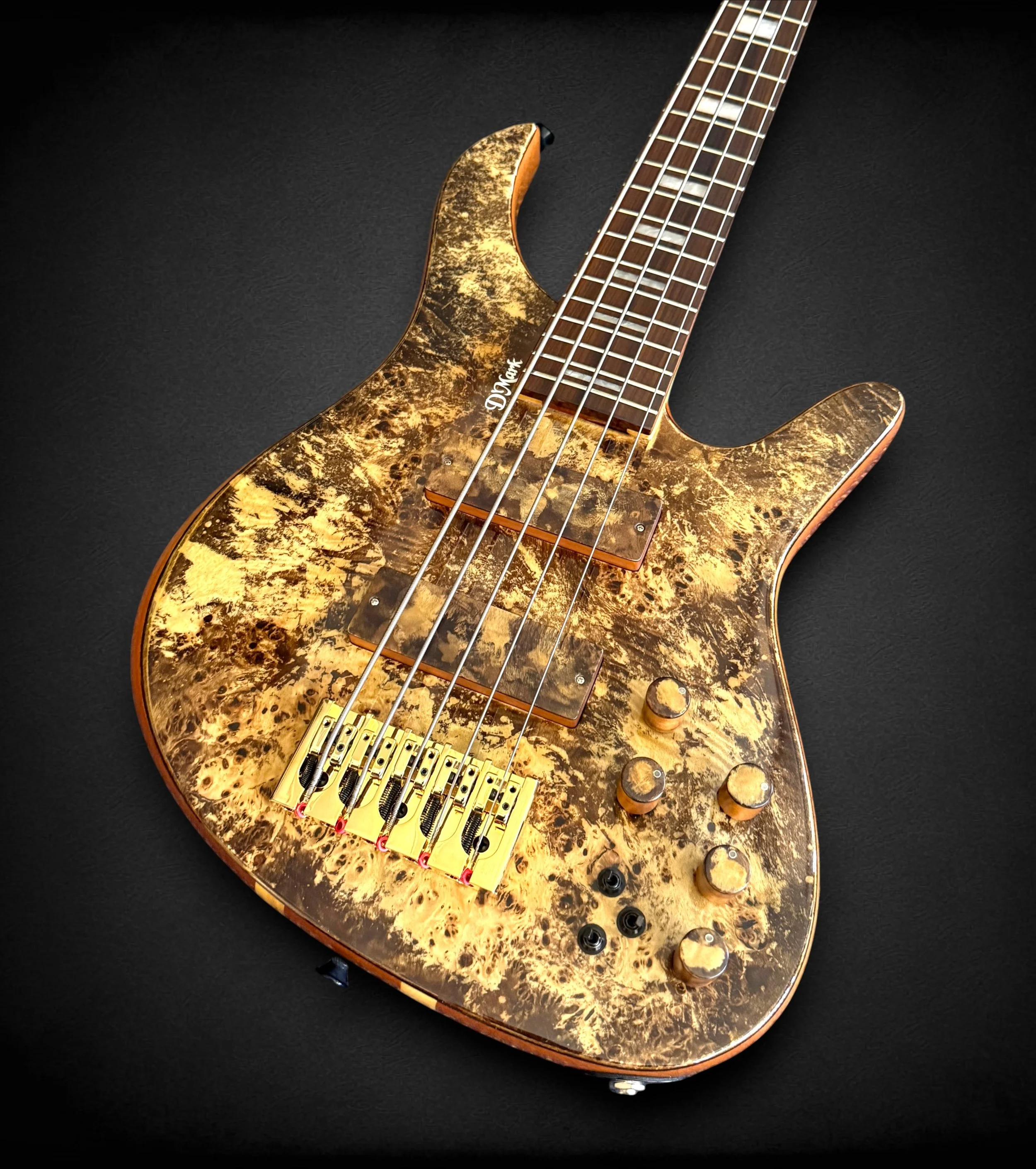 D'Mark Alpha 5 Antique Gold Marble FRONT TR.jpg