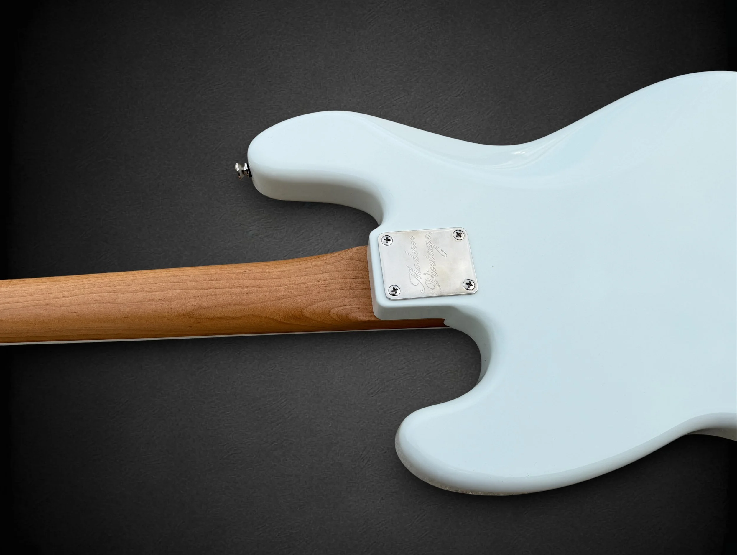 Modern Vintage MVJ4- 66 Sonic Blue BACK NECK JOINT-Photoroom.jpg