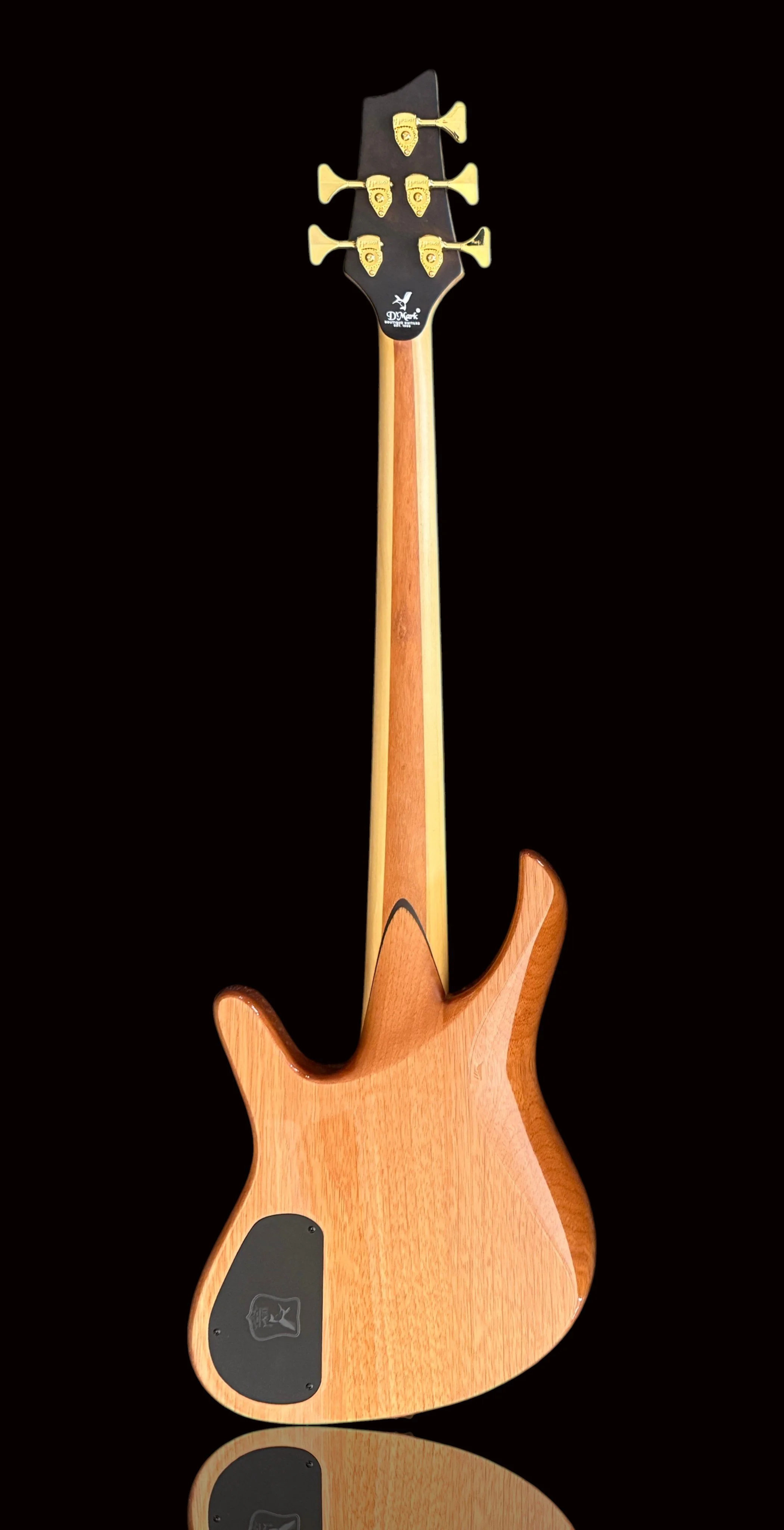 D'Mark Alpha 5 Antique Gold Marble BACK HERO.jpg