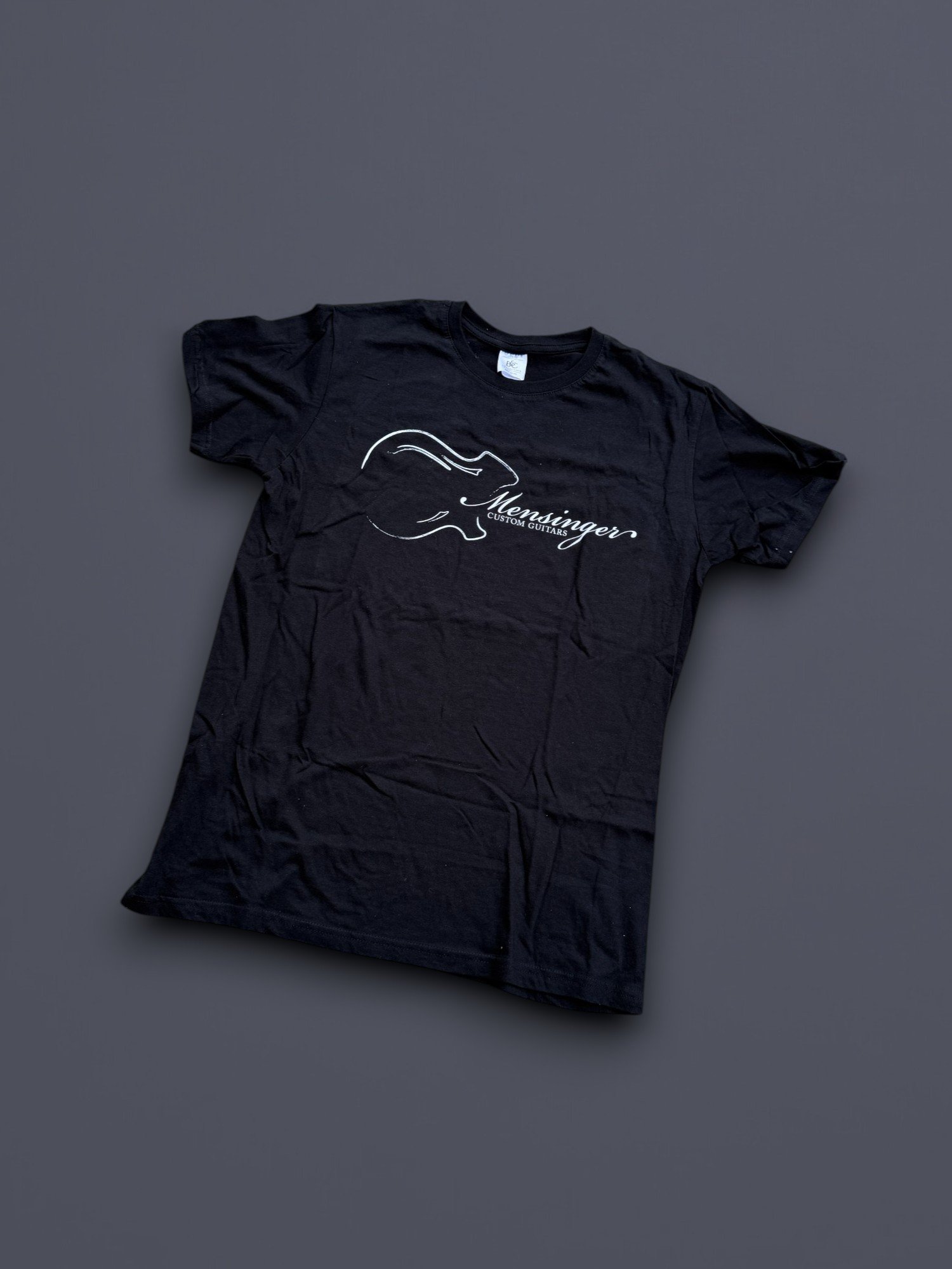 Mensinger Joker B 5 Two Tone Sunburst TSHIRT-Photoroom.jpg